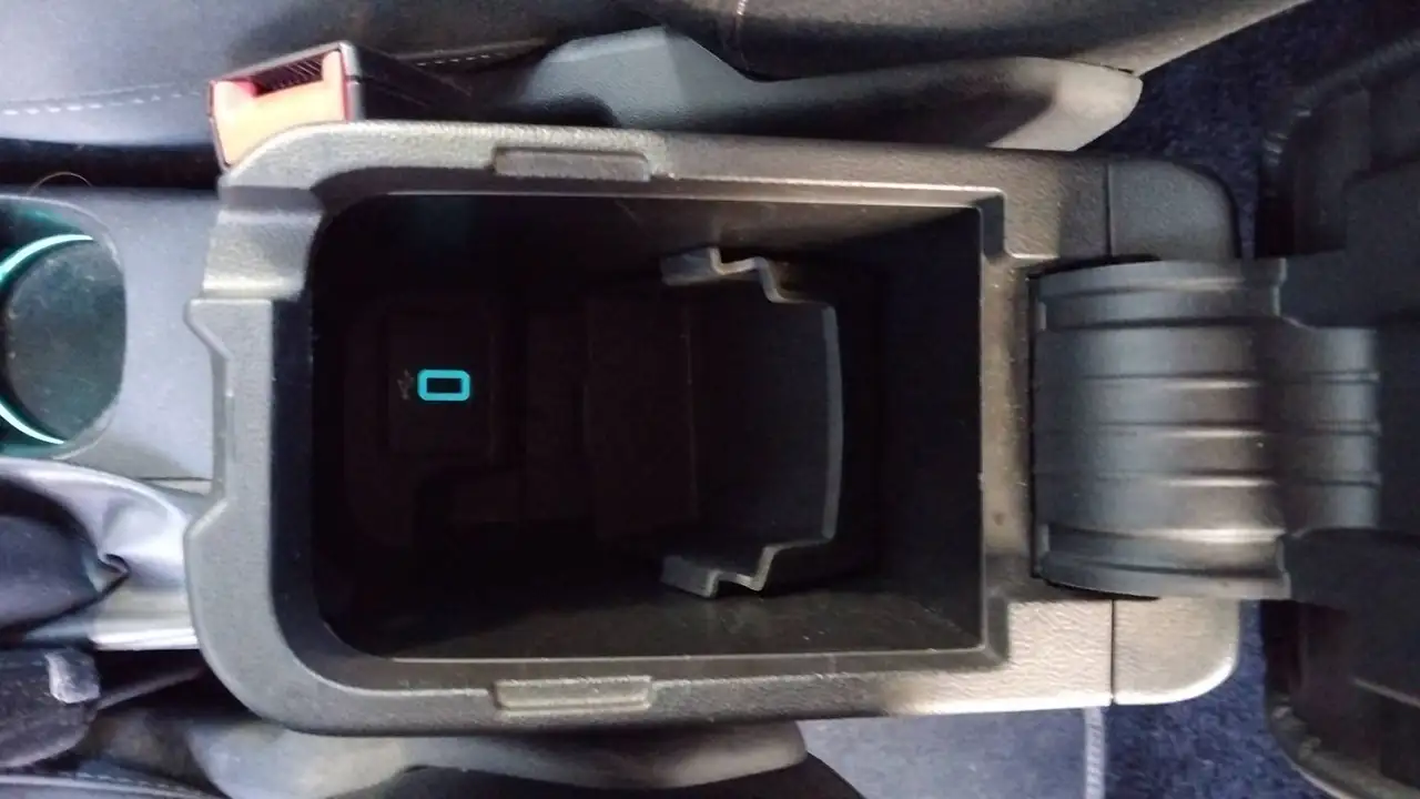 Ford Fiesta 5 portes — photo 28
