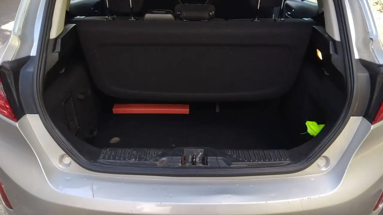 Ford Fiesta 5 portes — photo 14