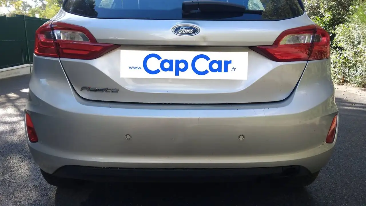 Ford Fiesta 5 portes — photo 21