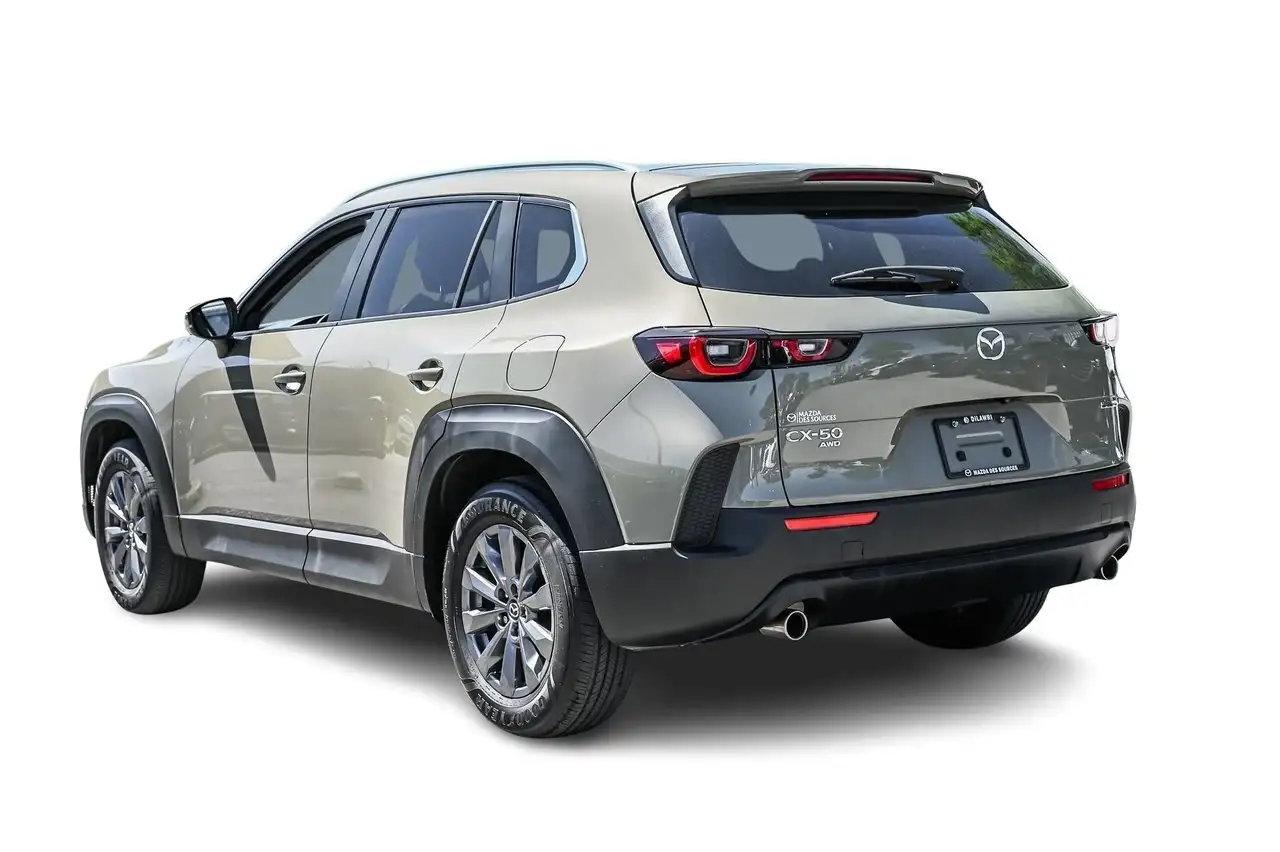 Mazda CX-50 снимка Mazda CX-50