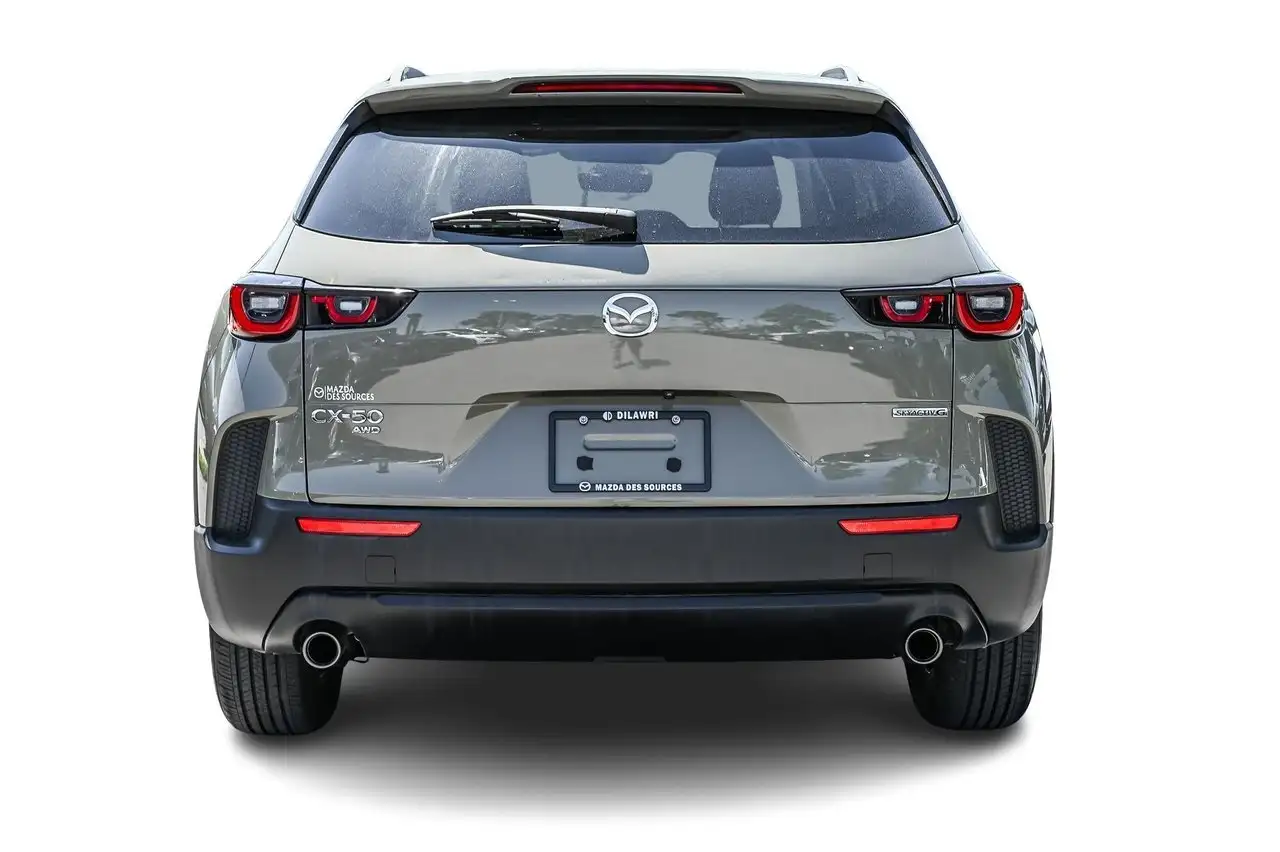 Mazda CX-50 снимка Mazda CX-50