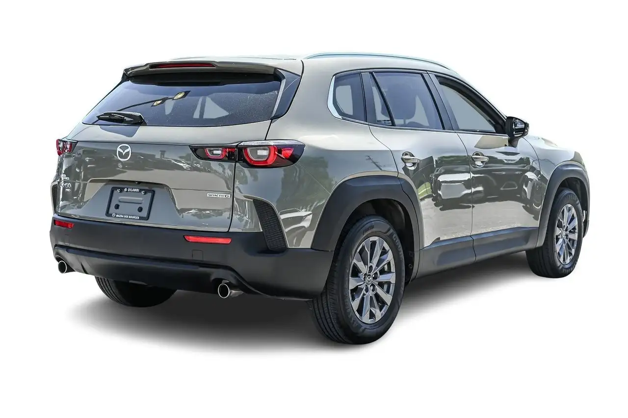 Mazda CX-50 снимка Mazda CX-50