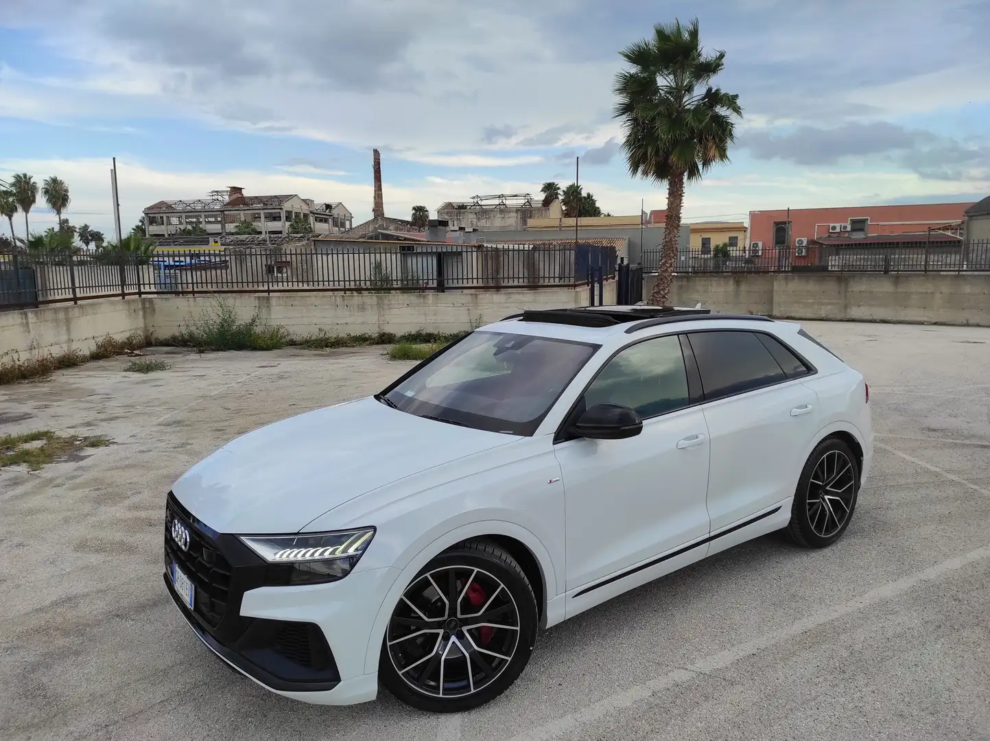 Audi Q8 Q8 50 3.0 tdi mhev Sport quattro tiptronic Bianco - 1
