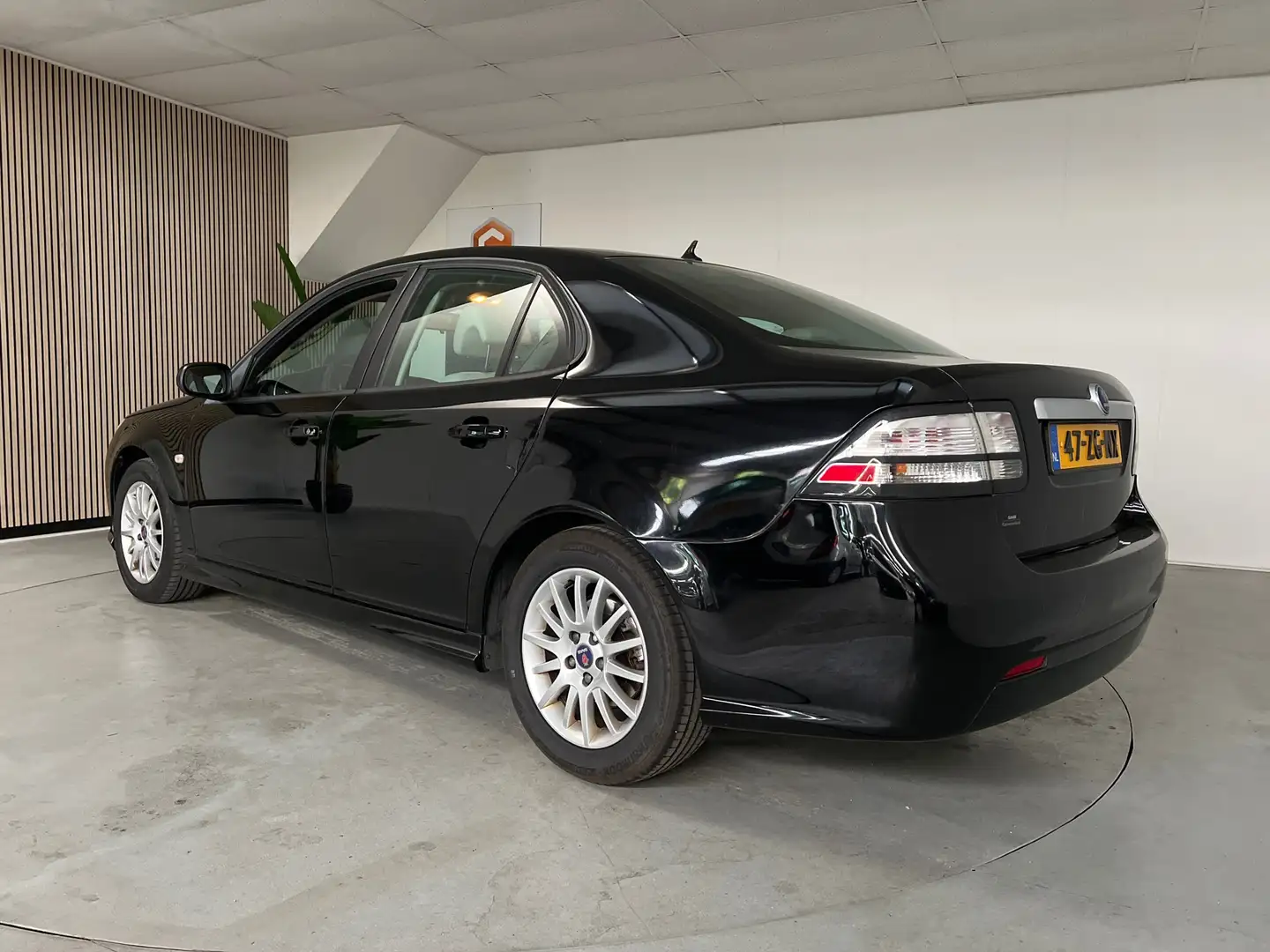 Saab 9-3 Sport Sedan 1.8 Linear Airco, LMV Leder Zwart - 2