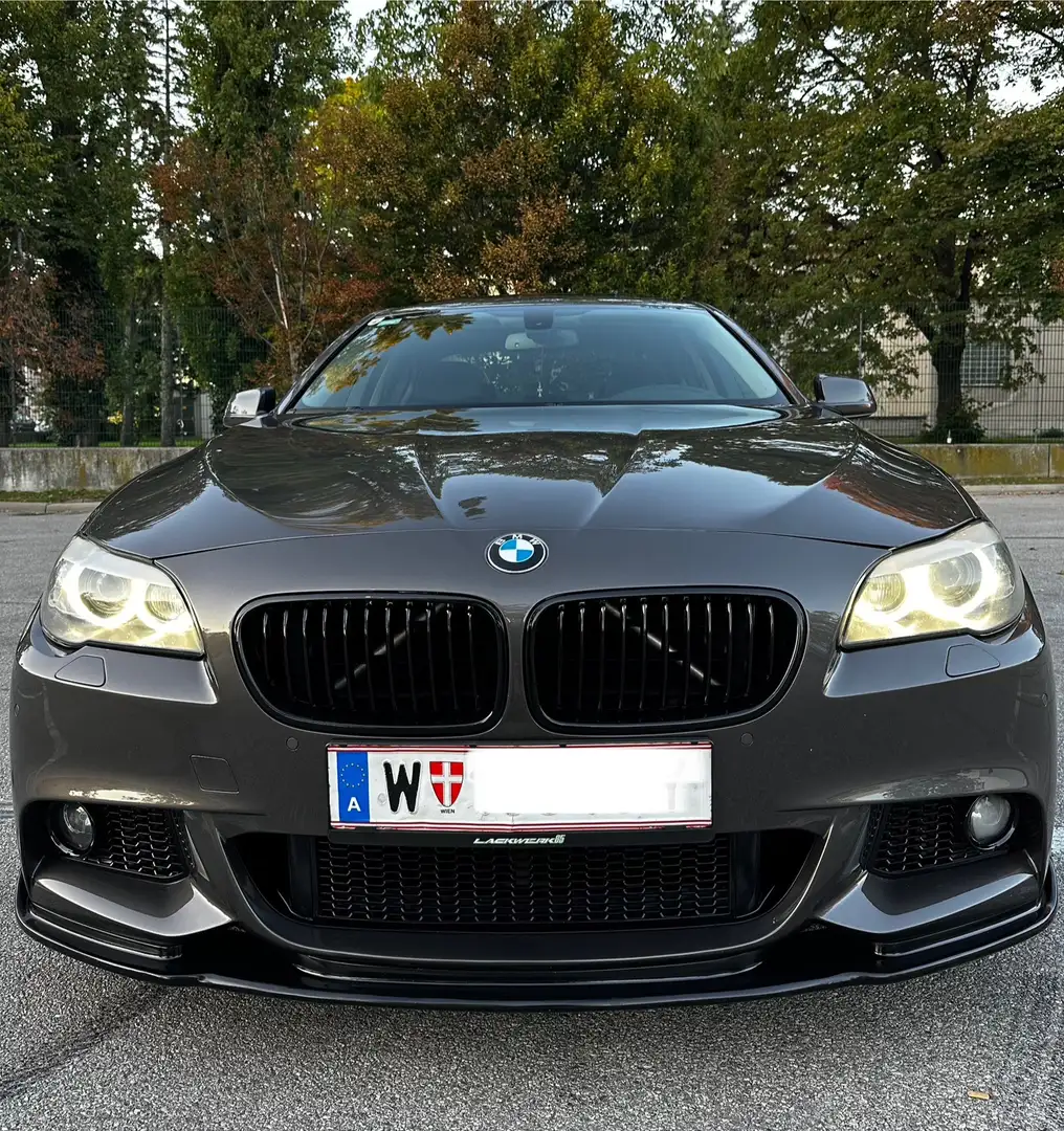 BMW 530 d SportAutomatik M5 Optik Hnědá - 1