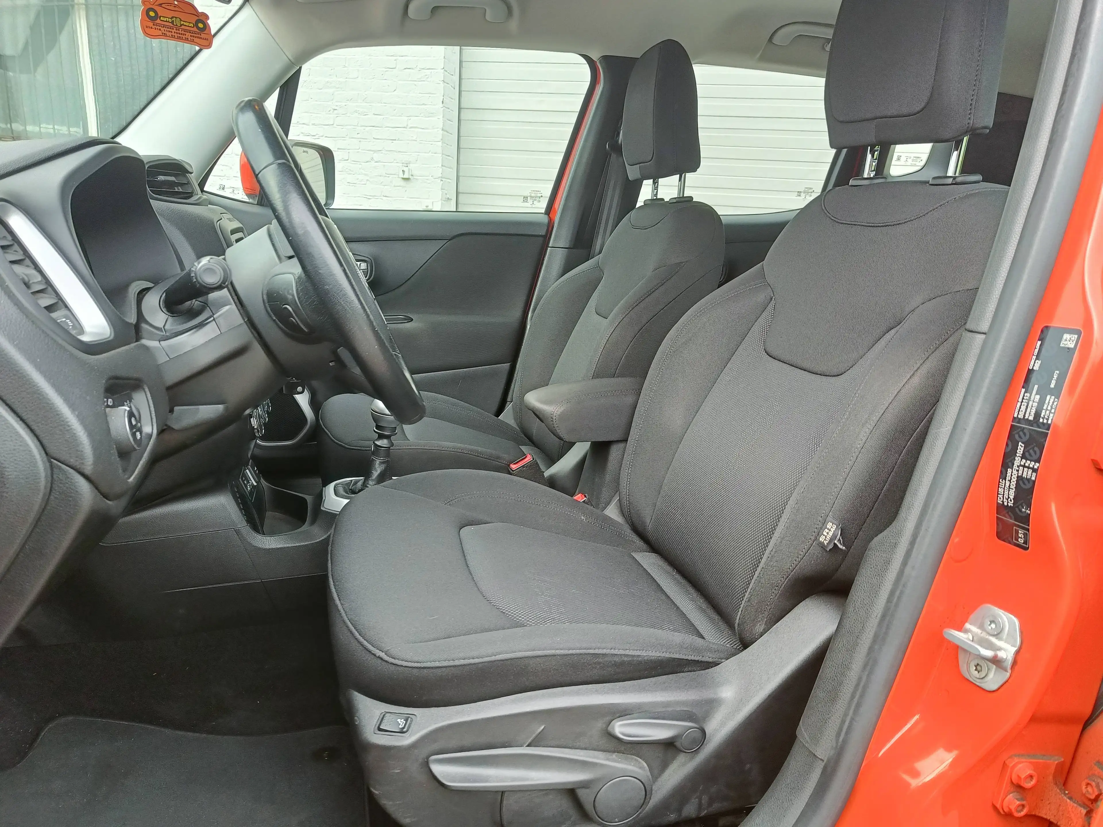Jeep Renegade Renegade 1.6 MJD 4x2 Longitude - AIRCO/CRUISE -12M GARANTIE — photo 12