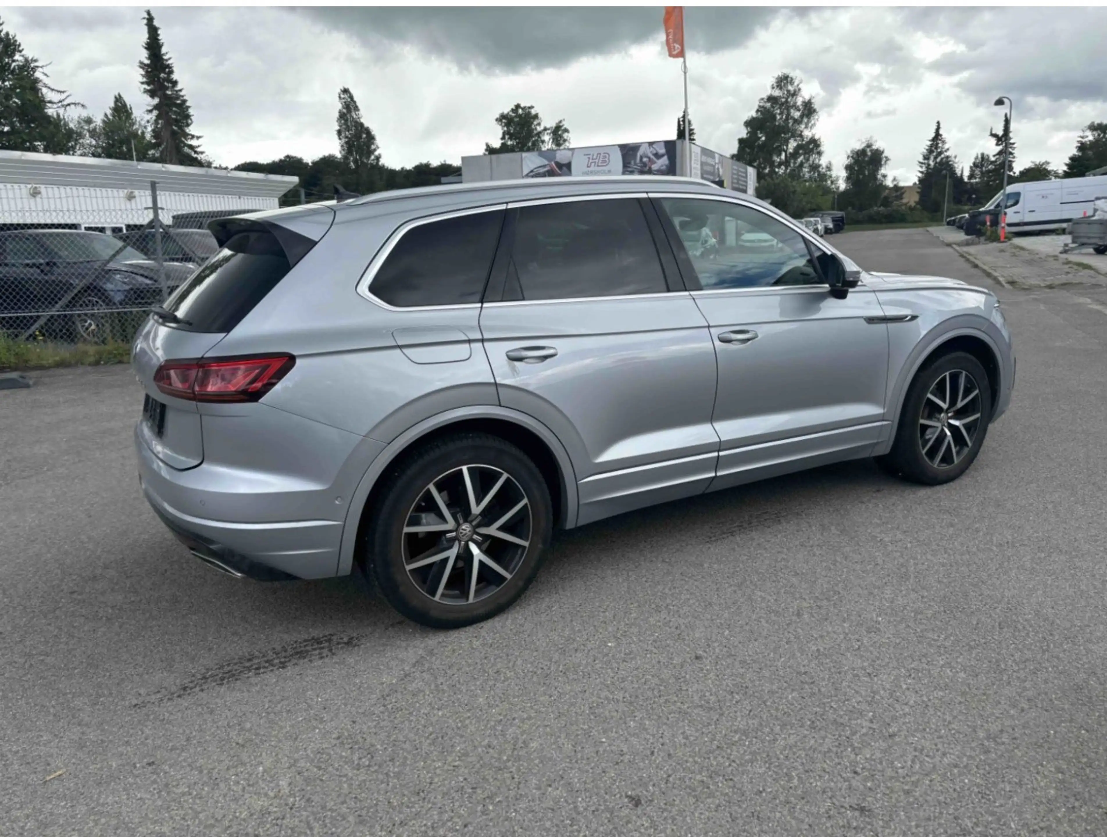 Volkswagen Touareg Atmosphere*R-Line*Matrix*Pano*DYNAUDIO* — photo 4