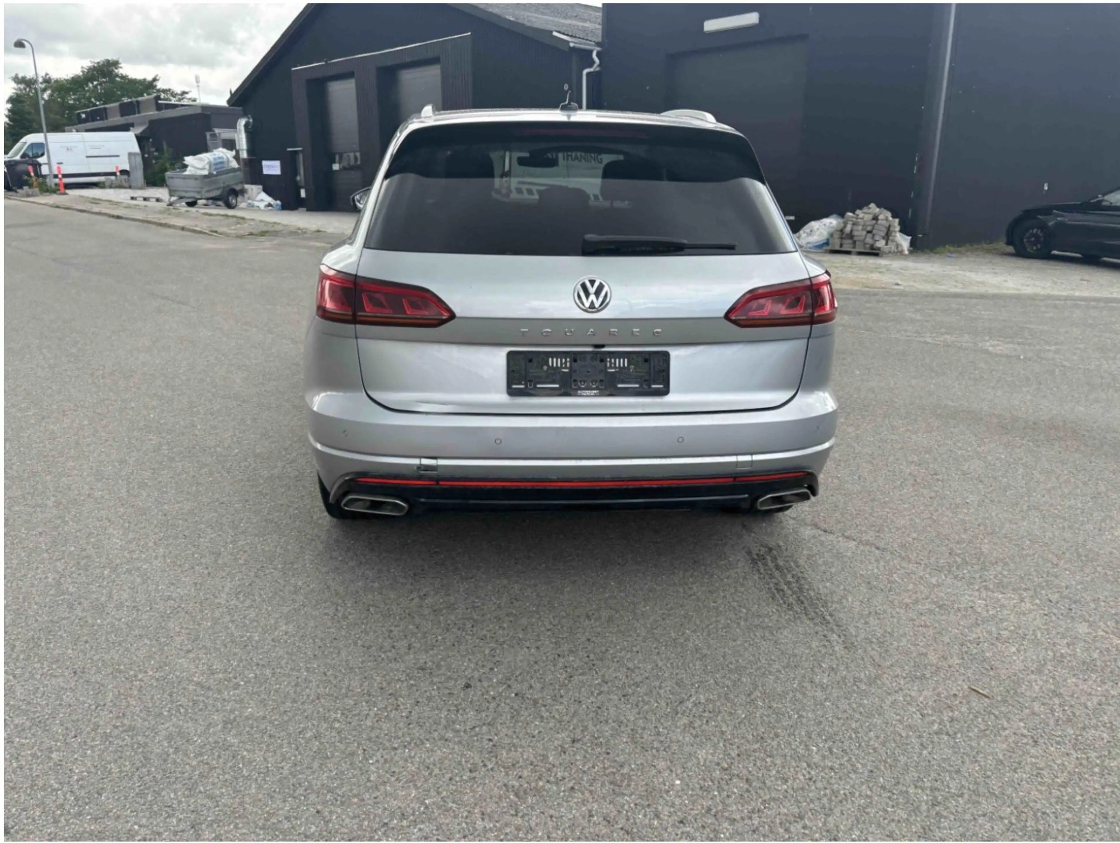 Volkswagen Touareg Atmosphere*R-Line*Matrix*Pano*DYNAUDIO* — photo 6