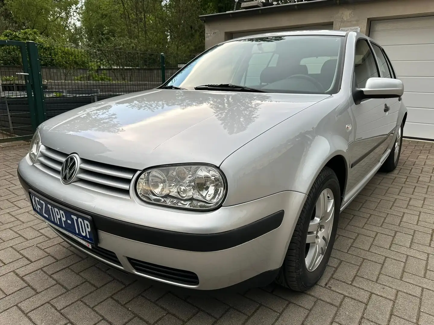 Volkswagen Golf 1.4 Special/2.Hand/Klimaautomatik/Alufelgen Plateado - 2