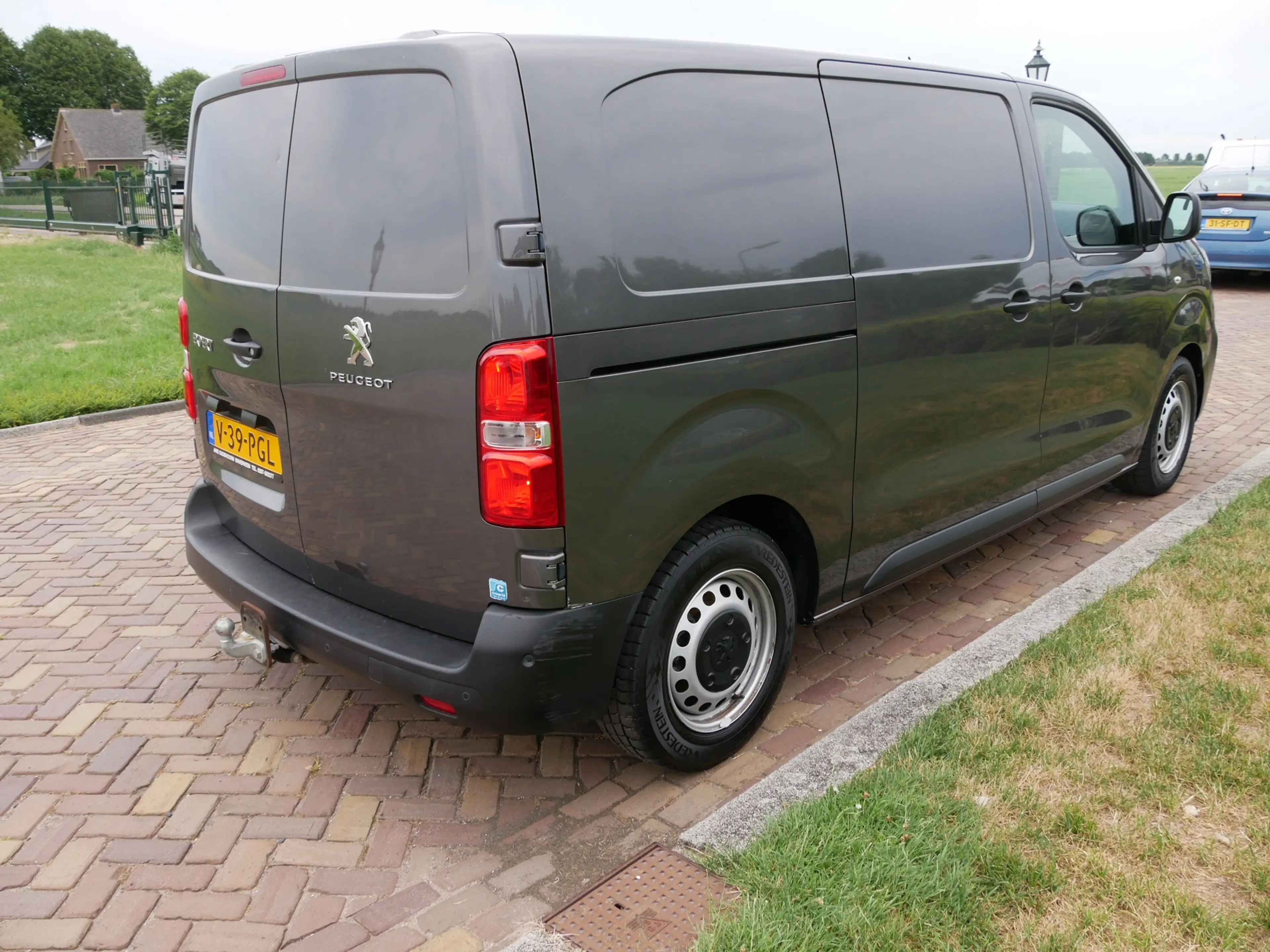 Peugeot Expert 1.5 BlueHDI 120 Standard Asphalt AC NAVI ** 7999 E — photo 7