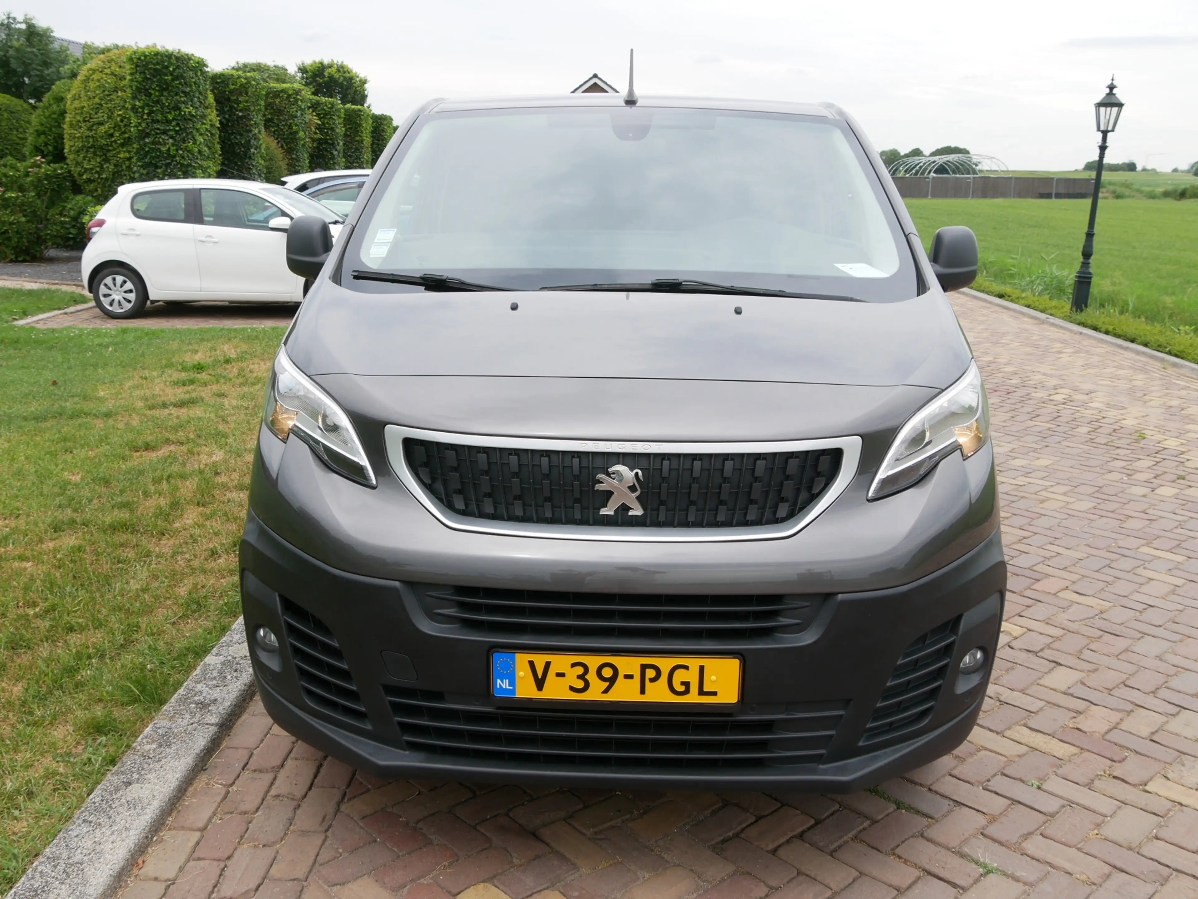 Peugeot Expert 1.5 BlueHDI 120 Standard Asphalt AC NAVI ** 7999 E — photo 3