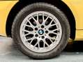 BMW Z3 Roadster 1.9L 118ch Coloris Jaune Dakar Climatisation & Sièges chauffants Carnet d’entretien Etat collection Geel - thumbnail 5