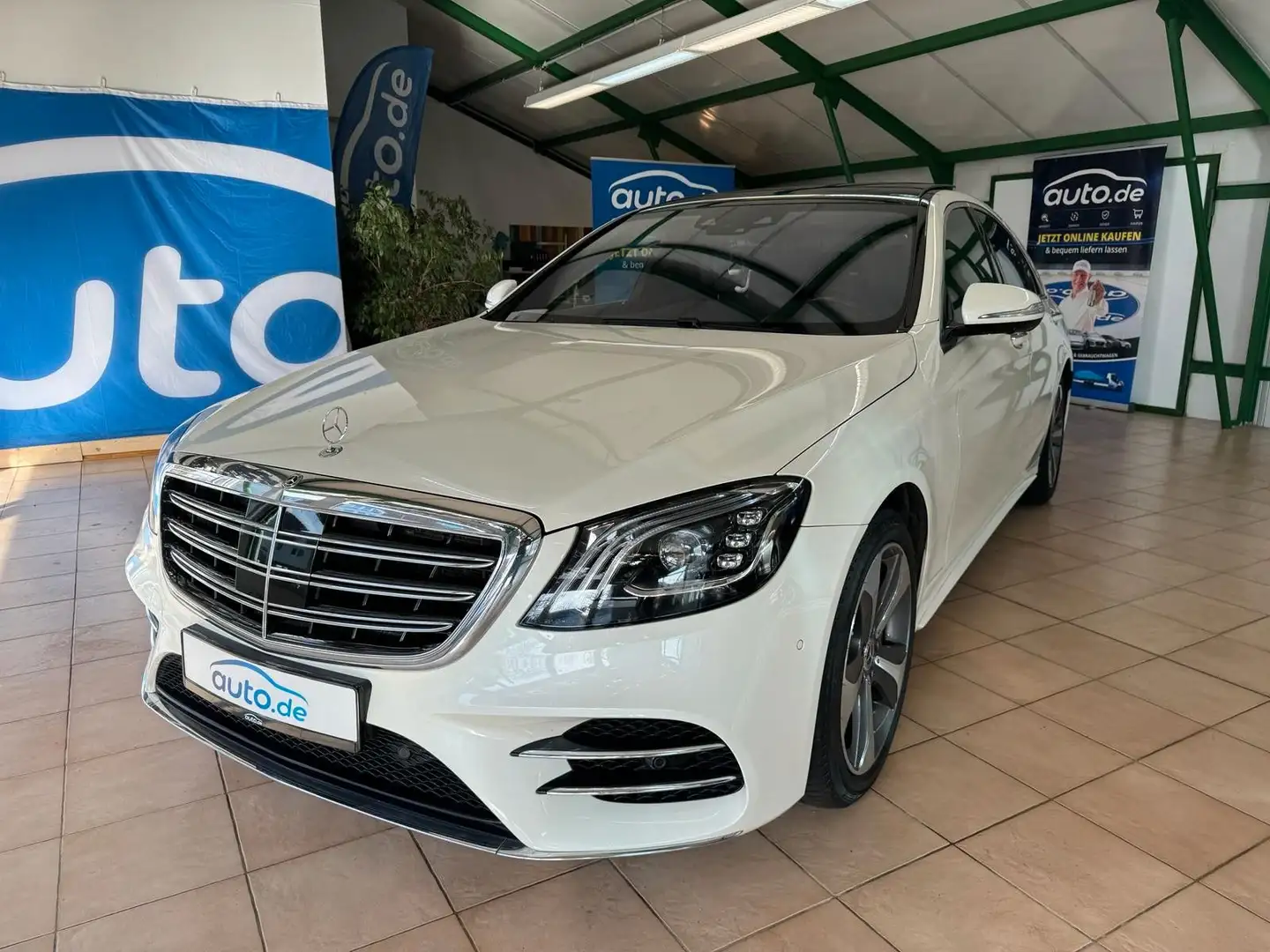 Mercedes-Benz S 560 4Matic AMG-LINE*BOX-CHAMPION-AXEL-SCHULZ´s-S560* Білий - 1