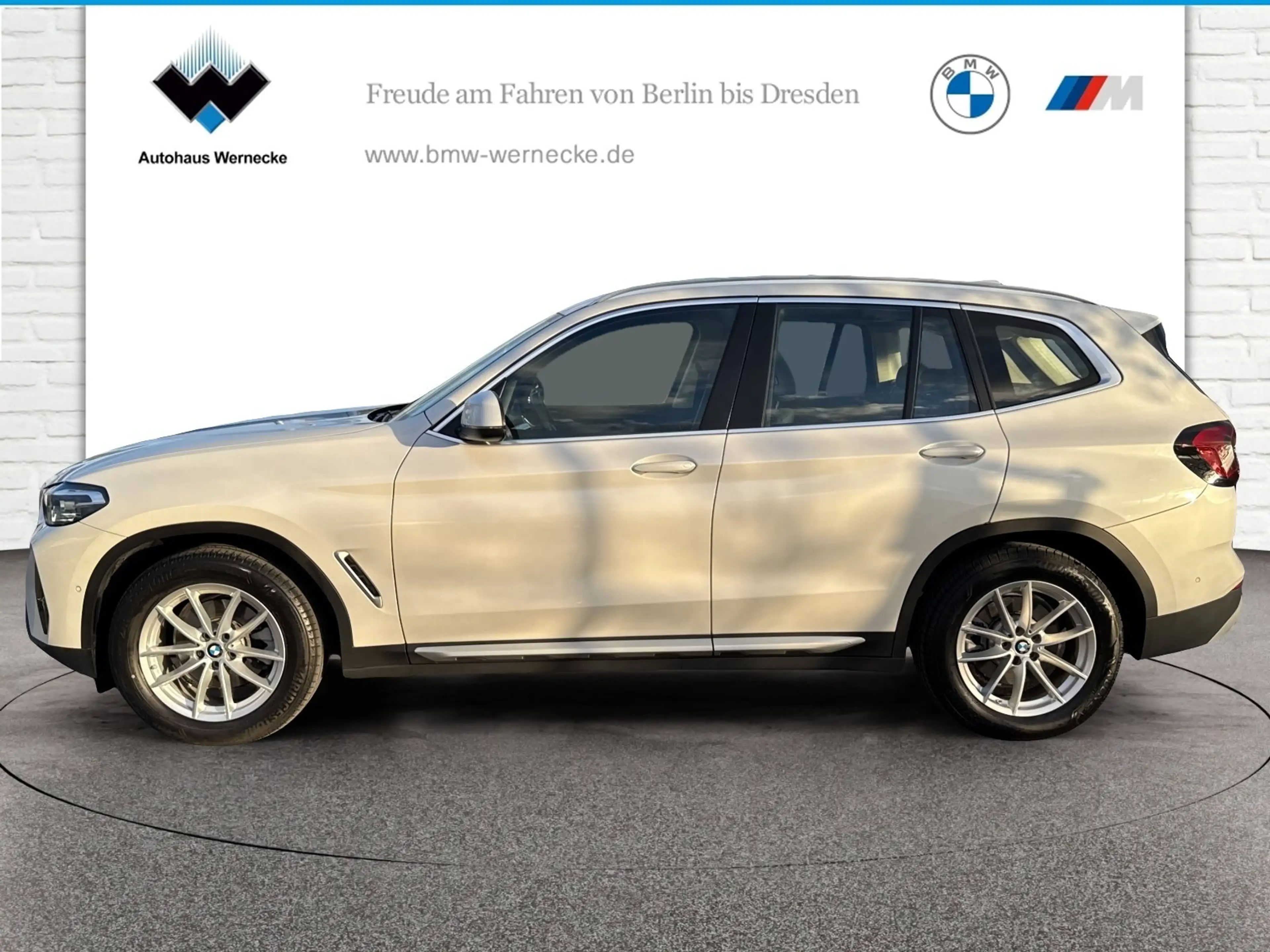 BMW X3 xDrive20i ZA — photo 2