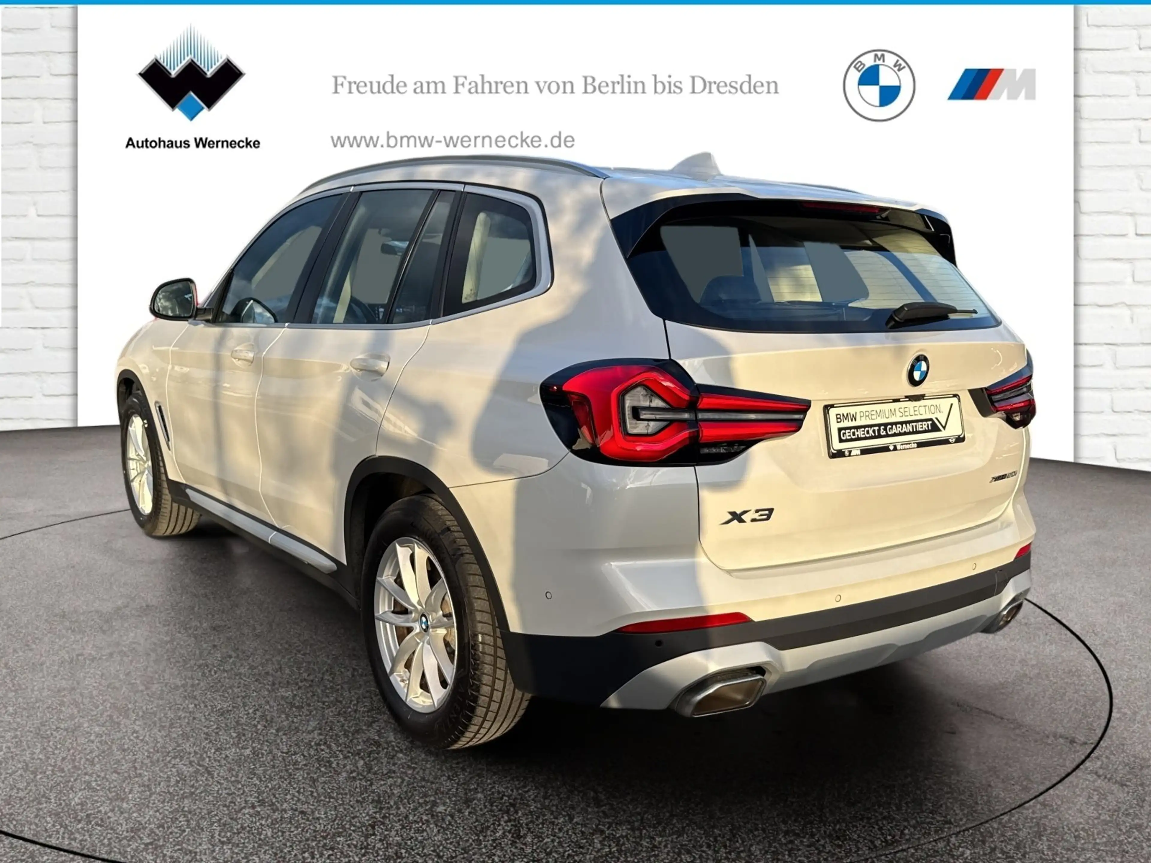 BMW X3 xDrive20i ZA — photo 3