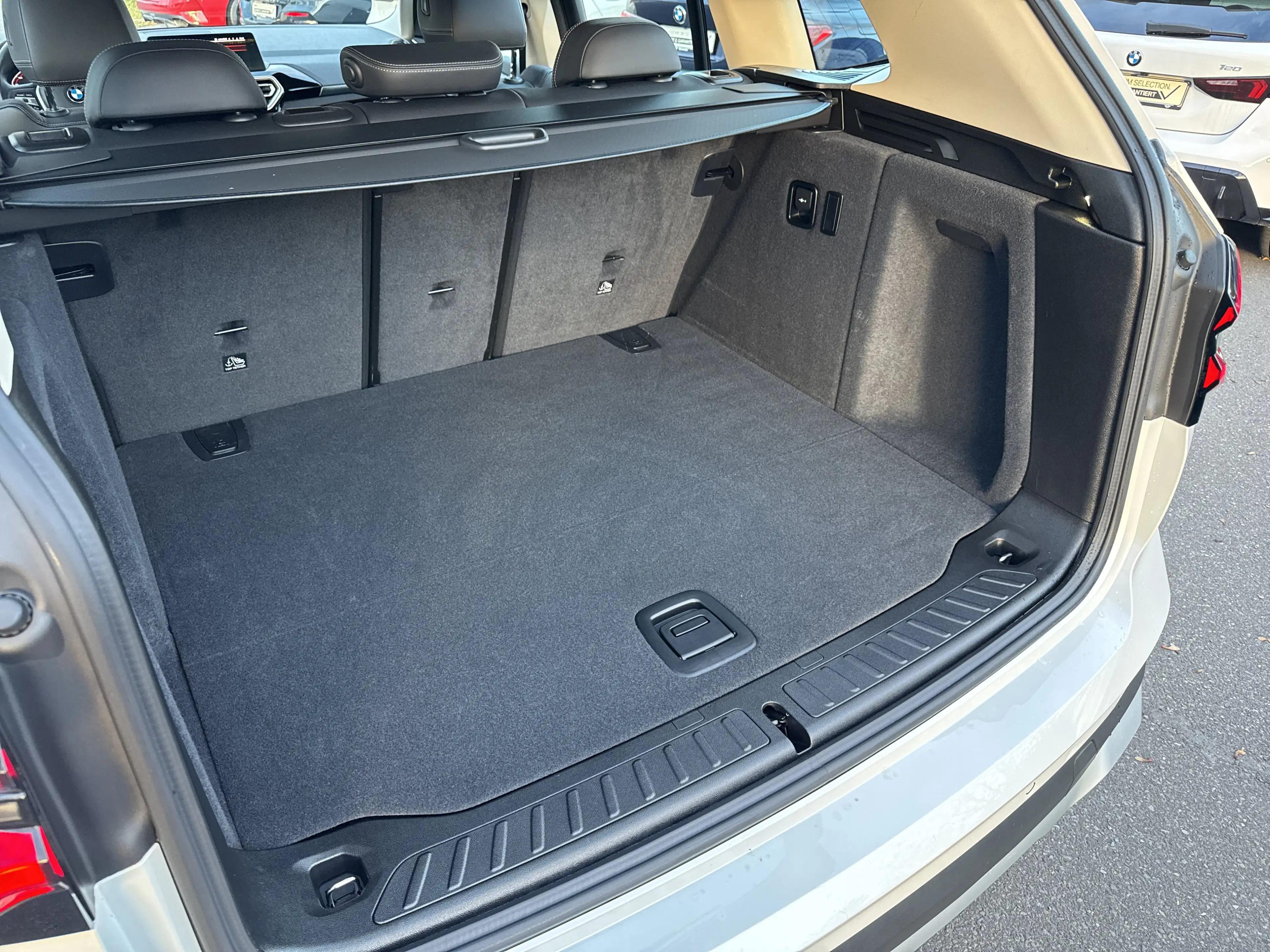 BMW X3 xDrive20i ZA — photo 21