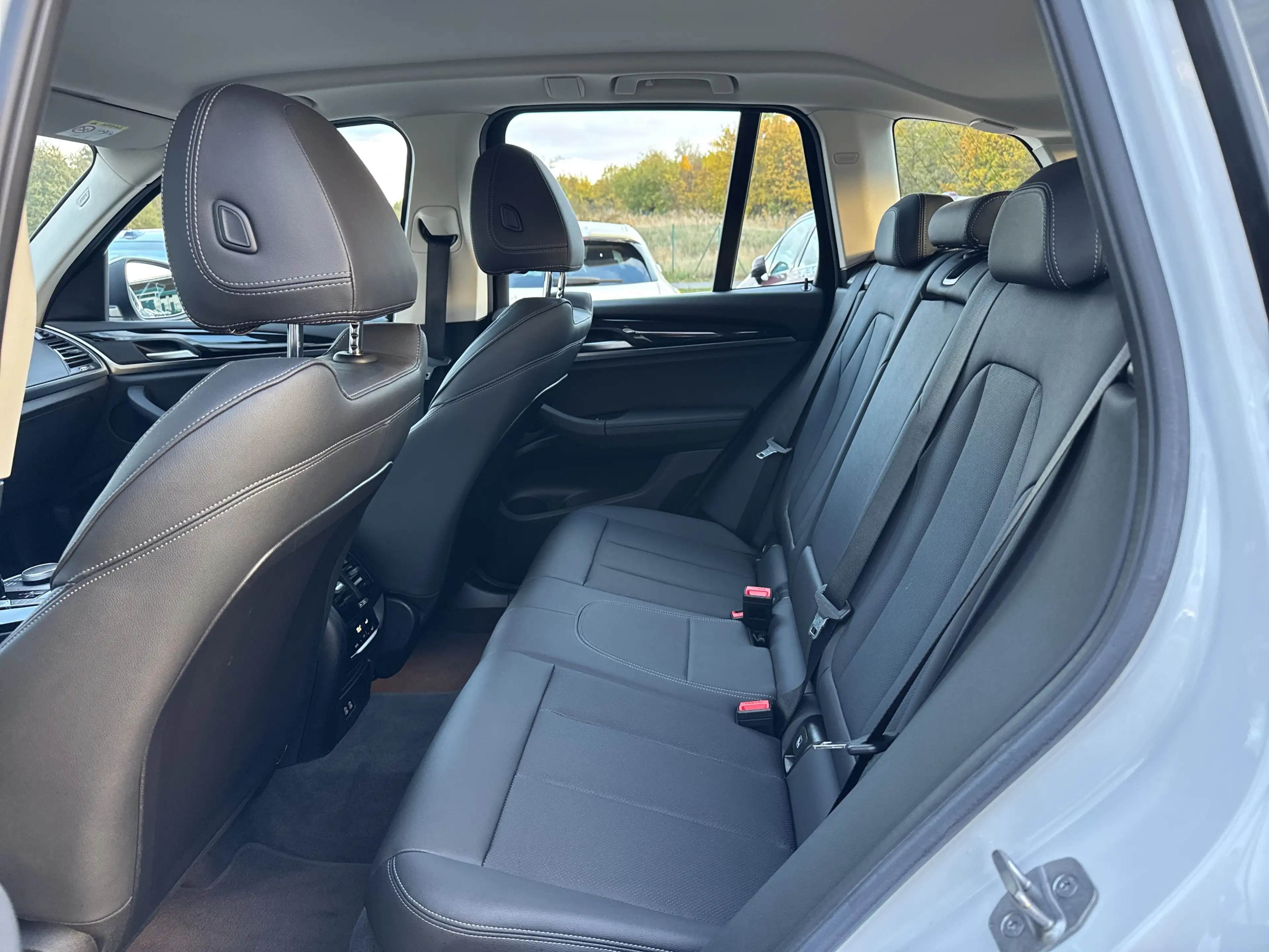BMW X3 xDrive20i ZA — photo 19