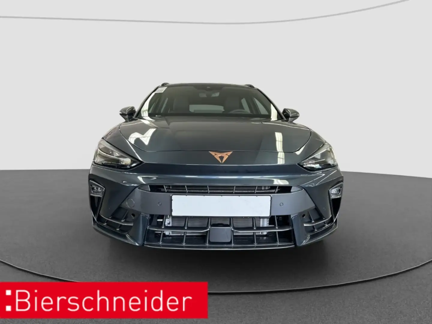 CUPRA Leon Sportstourer 1.5 eTSI DSG MATRIX KAMERA 18 Grau - 2