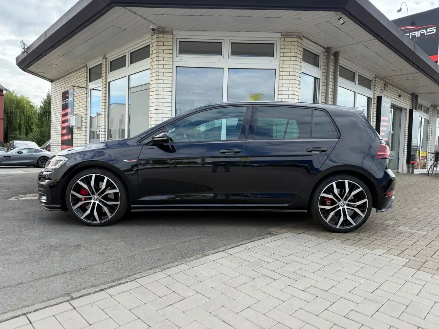 Volkswagen Golf VII Lim. GTI Performance ACC KAMERA 1HAND Negro - 2