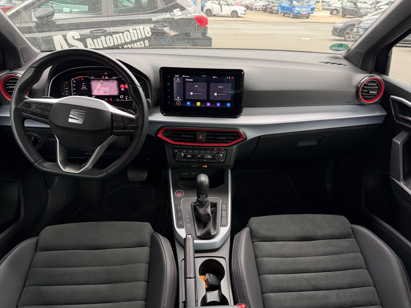 SEAT Arona FR*Kamera*SHZ*Navigation* — photo 13