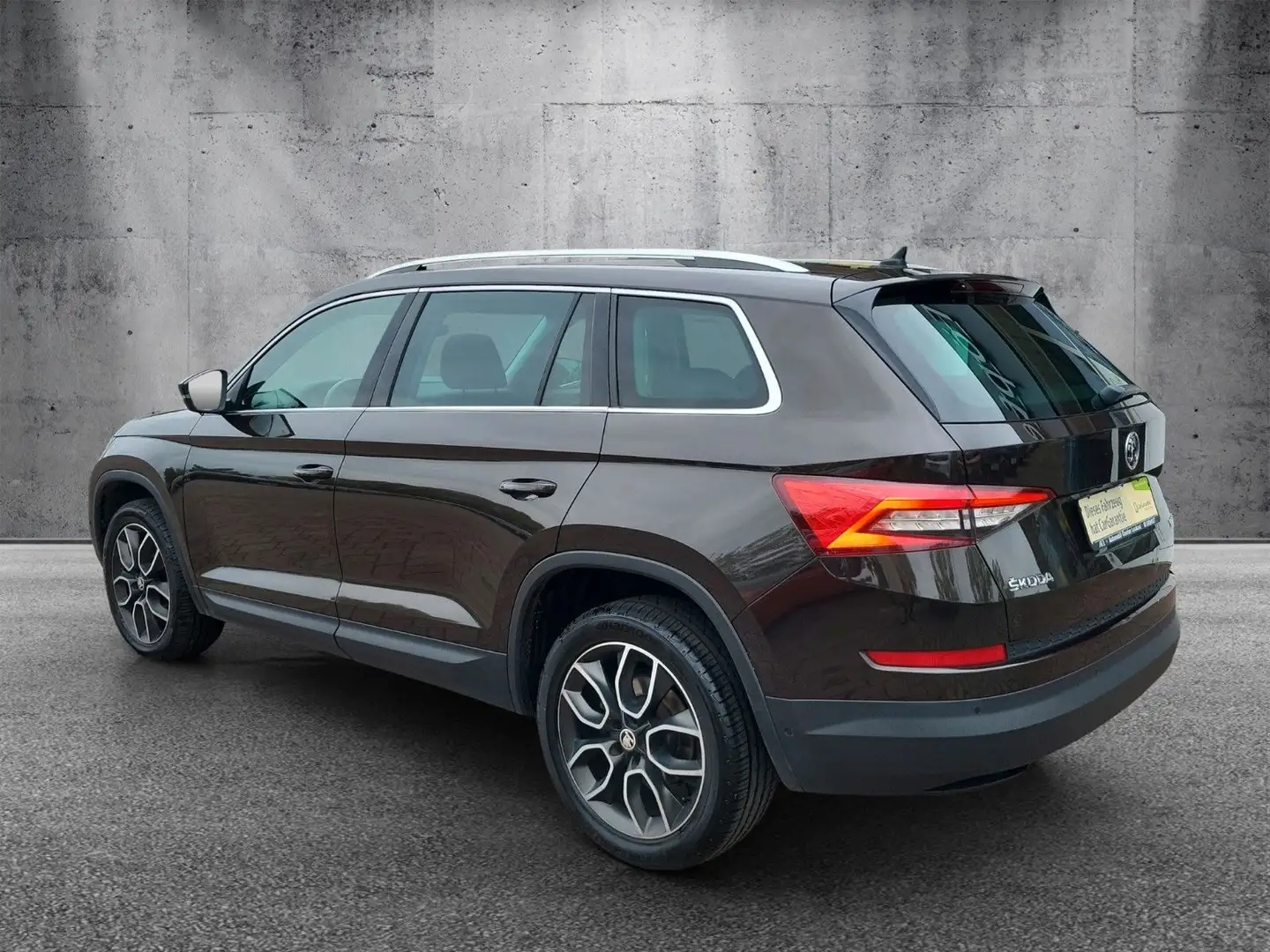 Skoda Kodiaq "Style 4x4"Automatik/Voll-LED/Navi/Kamera Marrón - 2