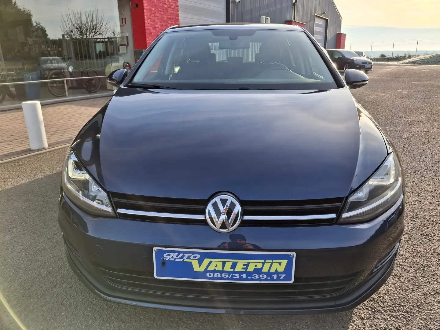 Volkswagen Golf Golf 1.2TSI Comfortline GPS/BT/APS x2/LED/PH AUT Blau - 2