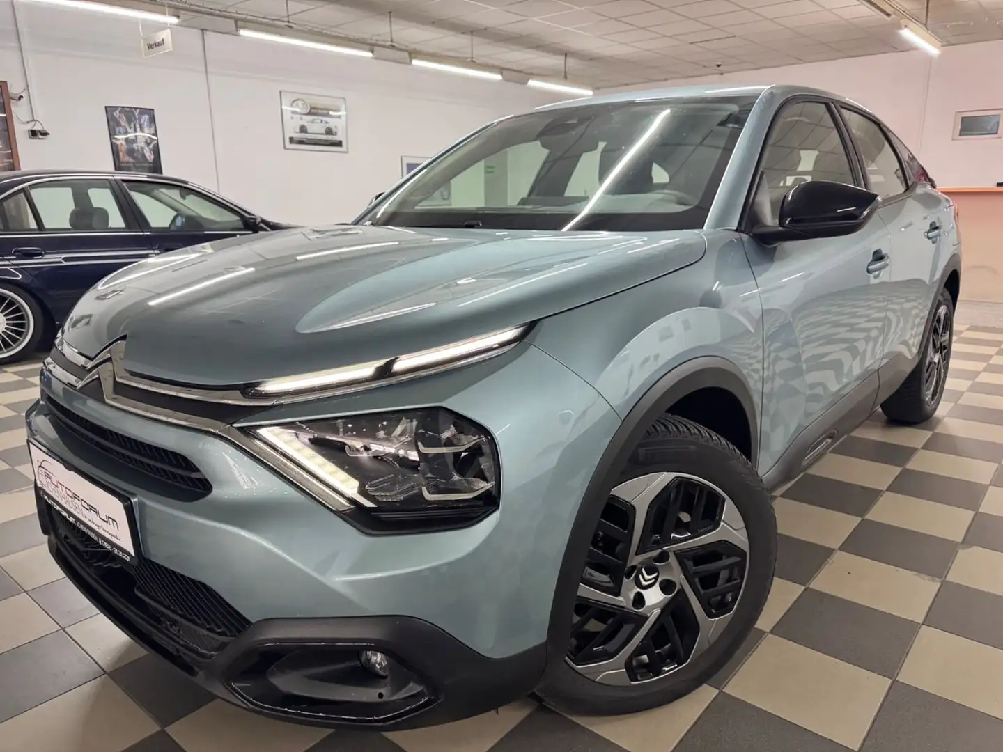 Citroen C4 PureTech Plus Sport Blau - 2