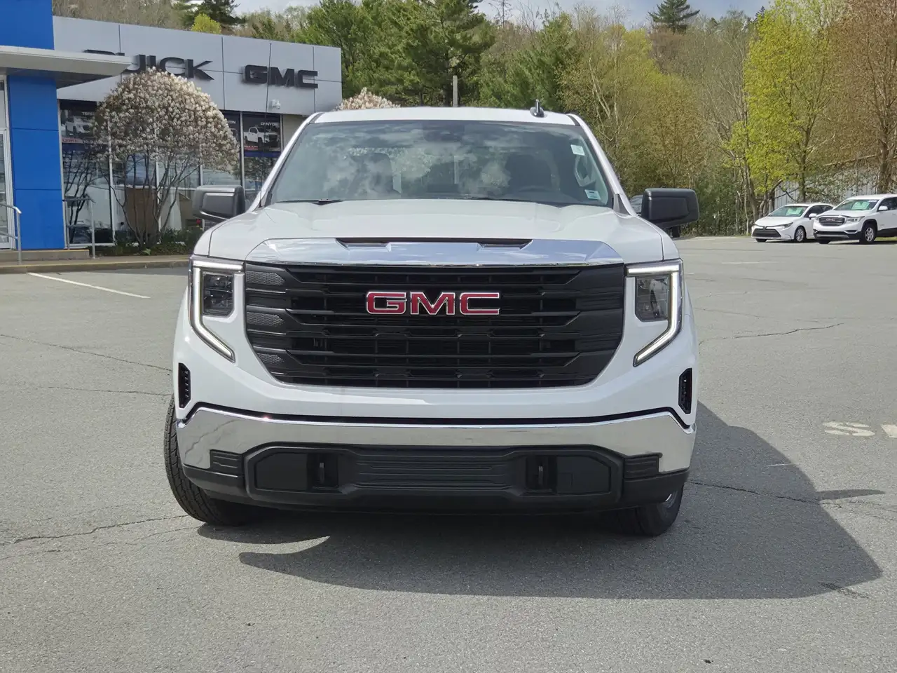 GMC Sierra 1500 снимка GMC Sierra 1500