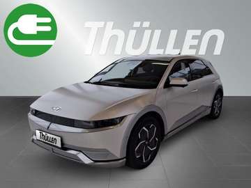 UNIQ 72,6kWh Batterie Heckantrieb Navi LED