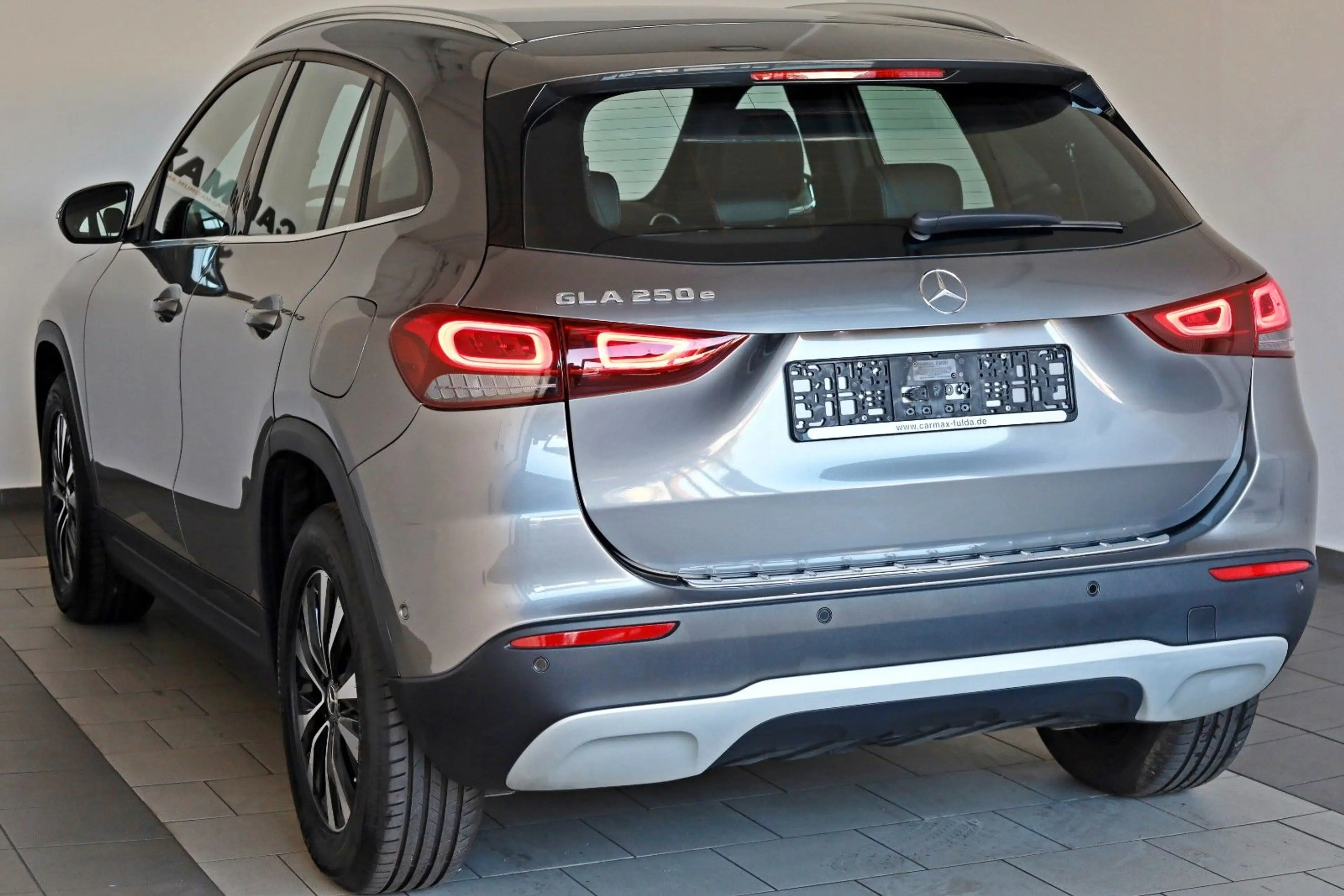 Mercedes-Benz GLA 250 e, Style,T.Leder,Navi,LED,SH,Kamera,ACC — photo 8