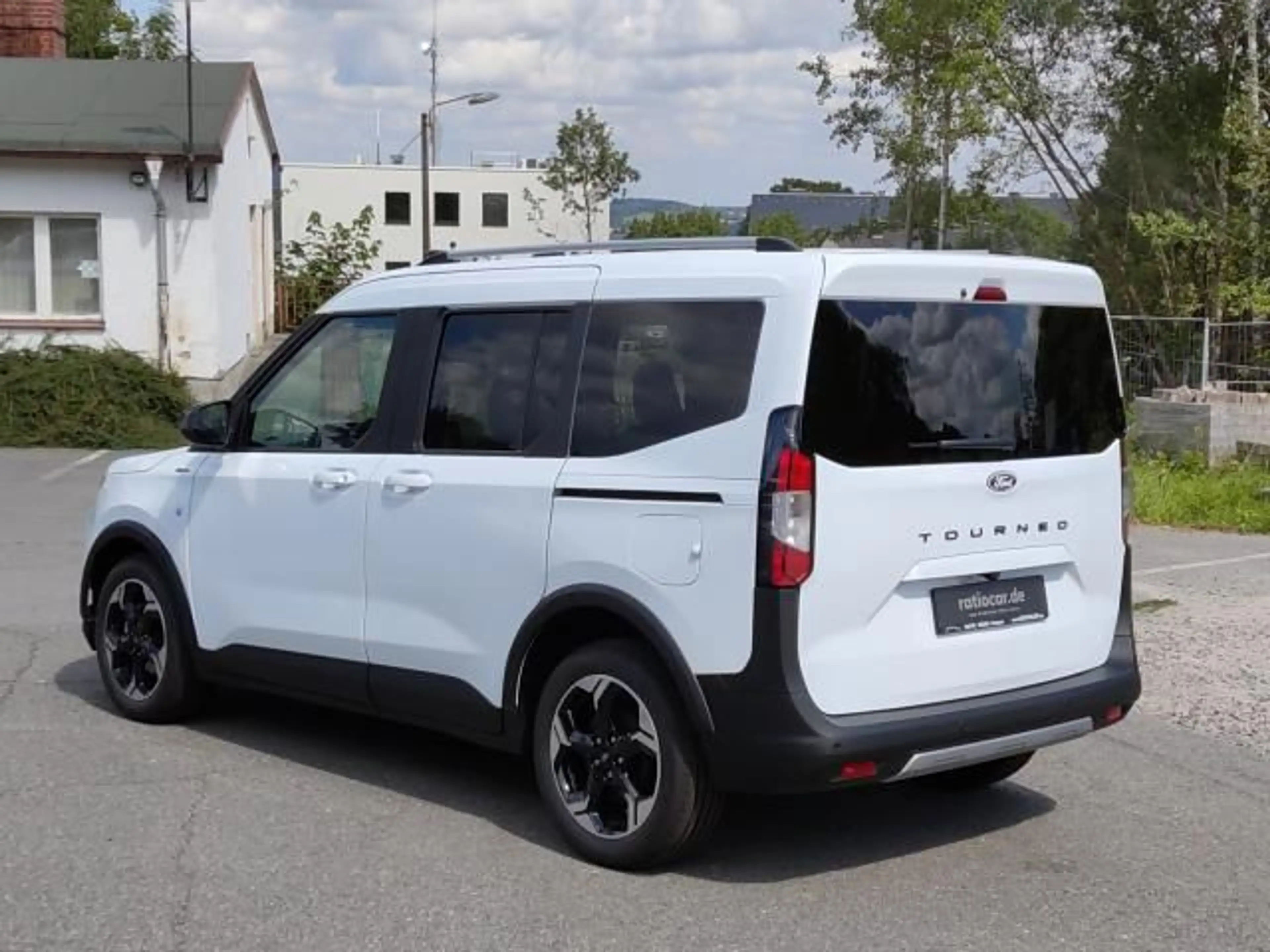 Ford Tourneo TOURNEO COURIER 1.0 ECO BOOST AKTIVE PLUS NAVI — photo 3