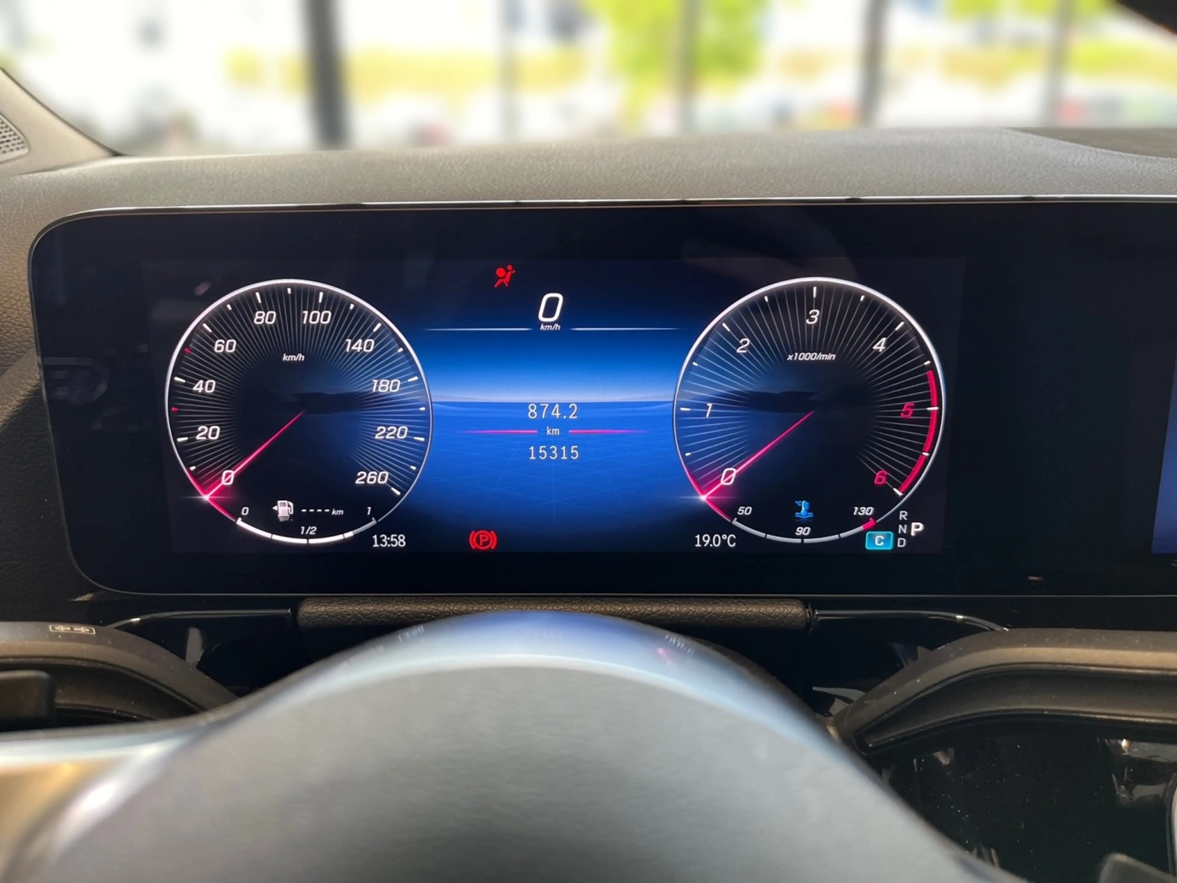 Mercedes-Benz B 220 d MBUX+Progressive+MBeam+LED+Wide+AHK+Cam — photo 7