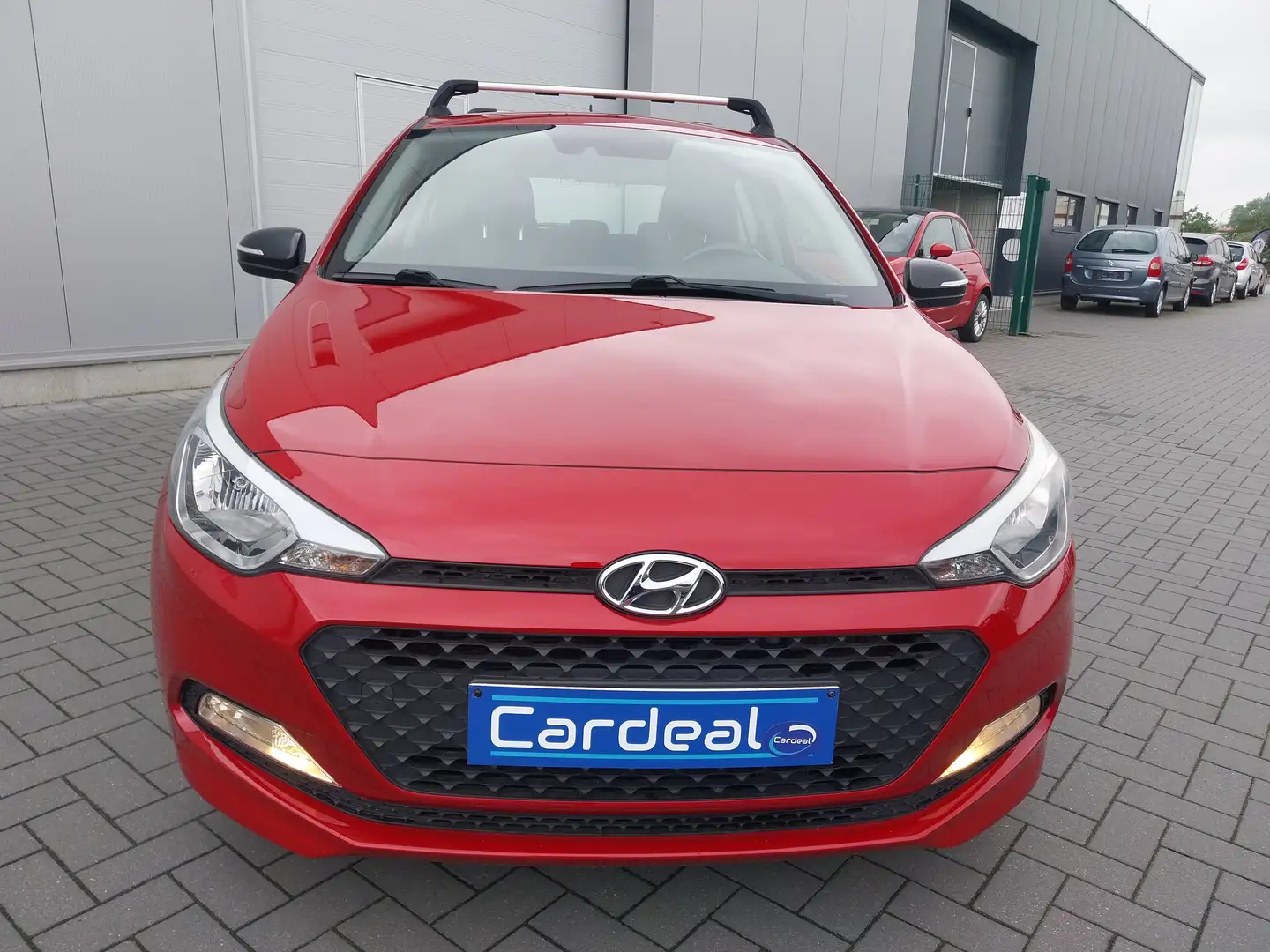 Hyundai i20 1.4 CRDi//GPS/CAMERA/BLUETOOTH/GARANTIE.12.MOIS/ Rood - 2