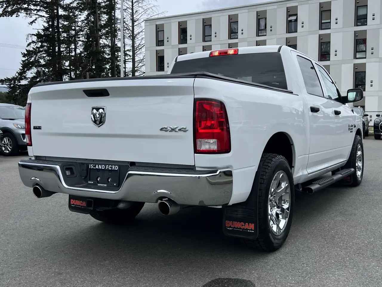 RAM 1500 снимка RAM 1500