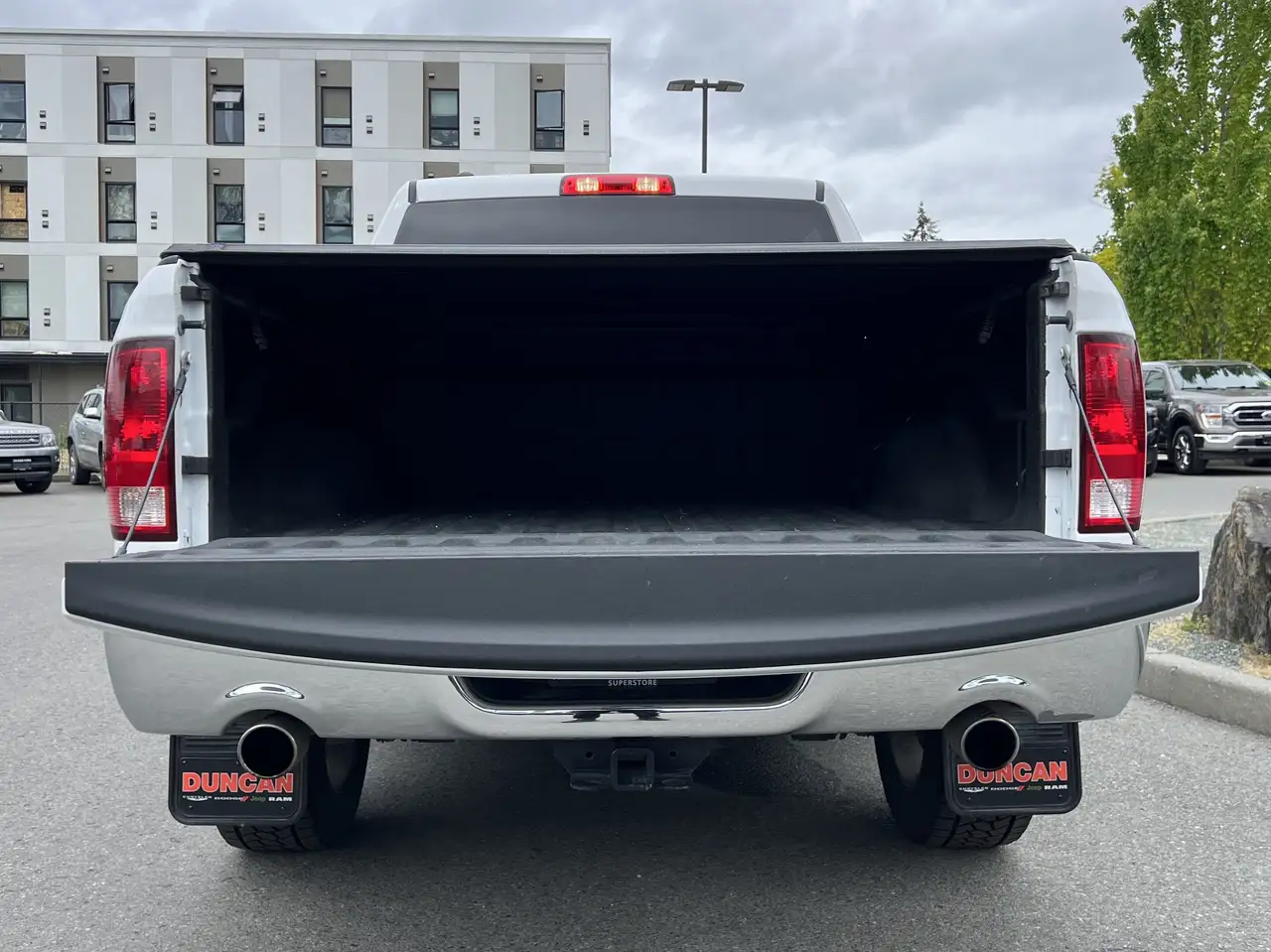 RAM 1500 снимка RAM 1500