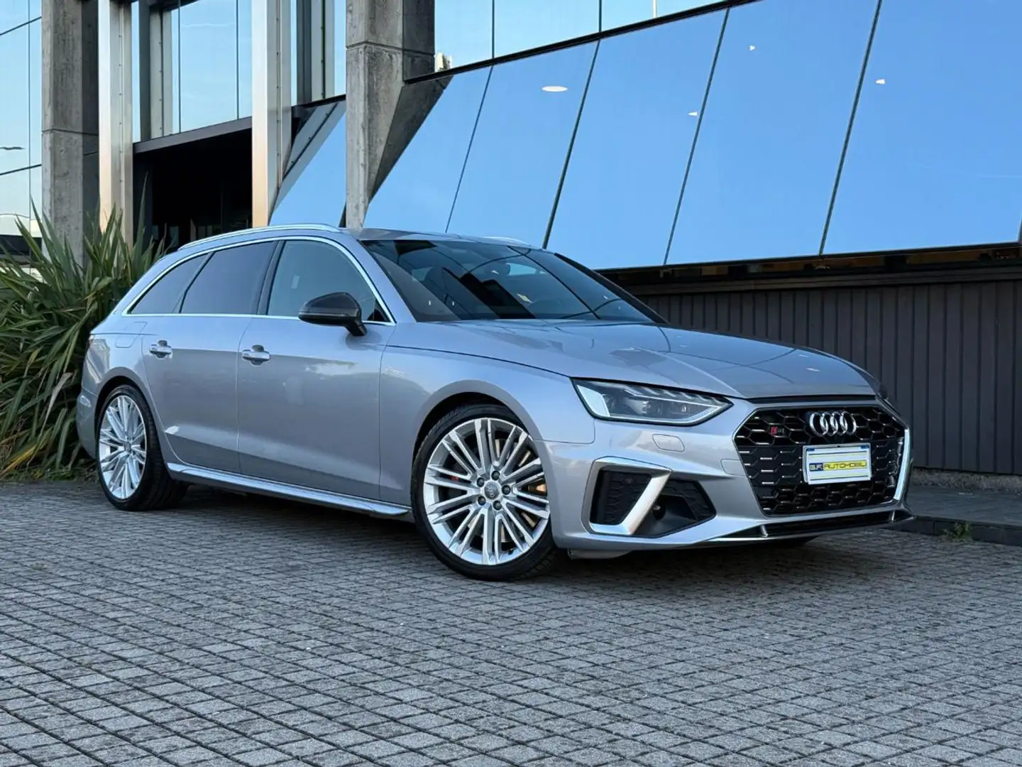 Audi S4 Avant TDI quattro * EXCLUSIVE * 19" * CARBONIO * Argent - 1