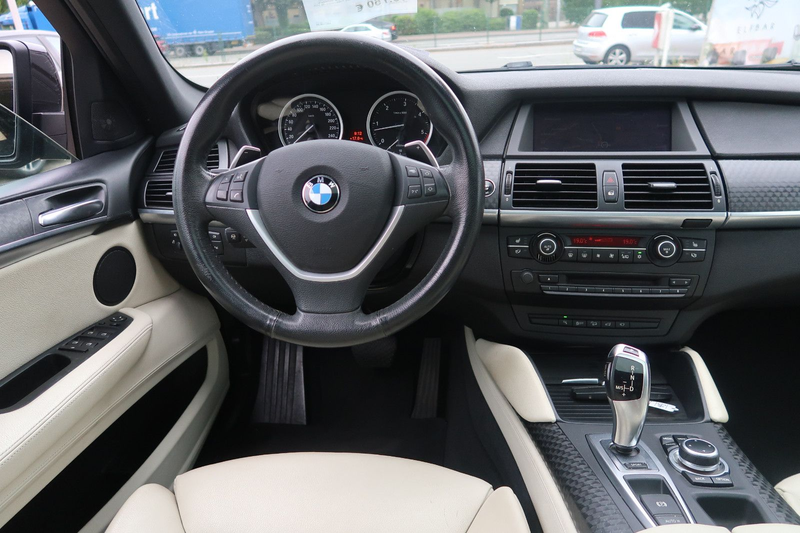 BMW X6 xDrive 40 d *HEAD-UP *SOFT-CLOSE *ACC-TEMPOMA — photo 14