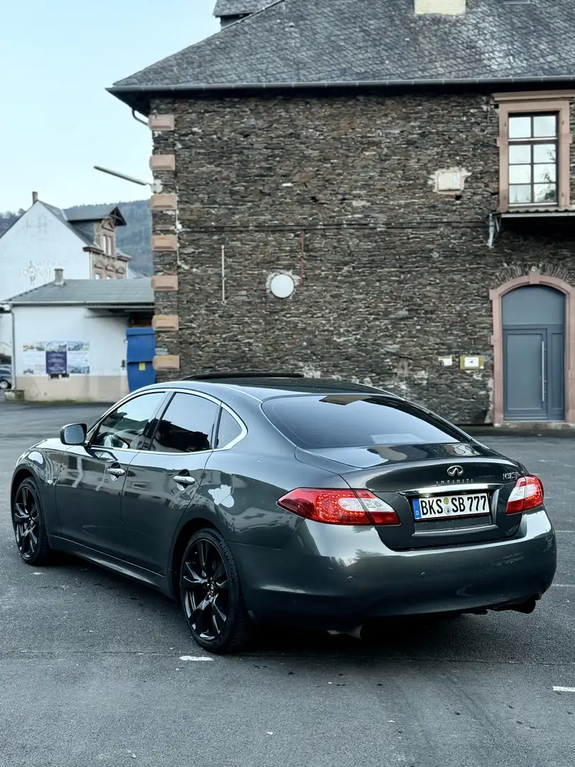 Infiniti Q70 37S Grau - 2