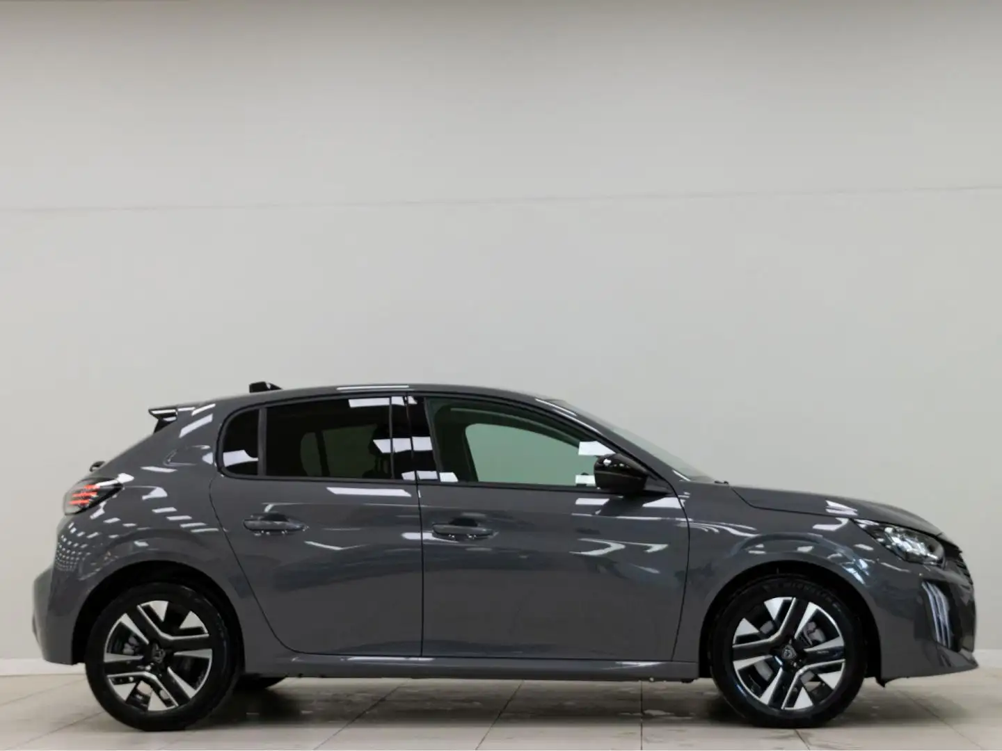 Peugeot 208 Allure Gasolina 100 S&S 6 Vel. MAN Gris - 2