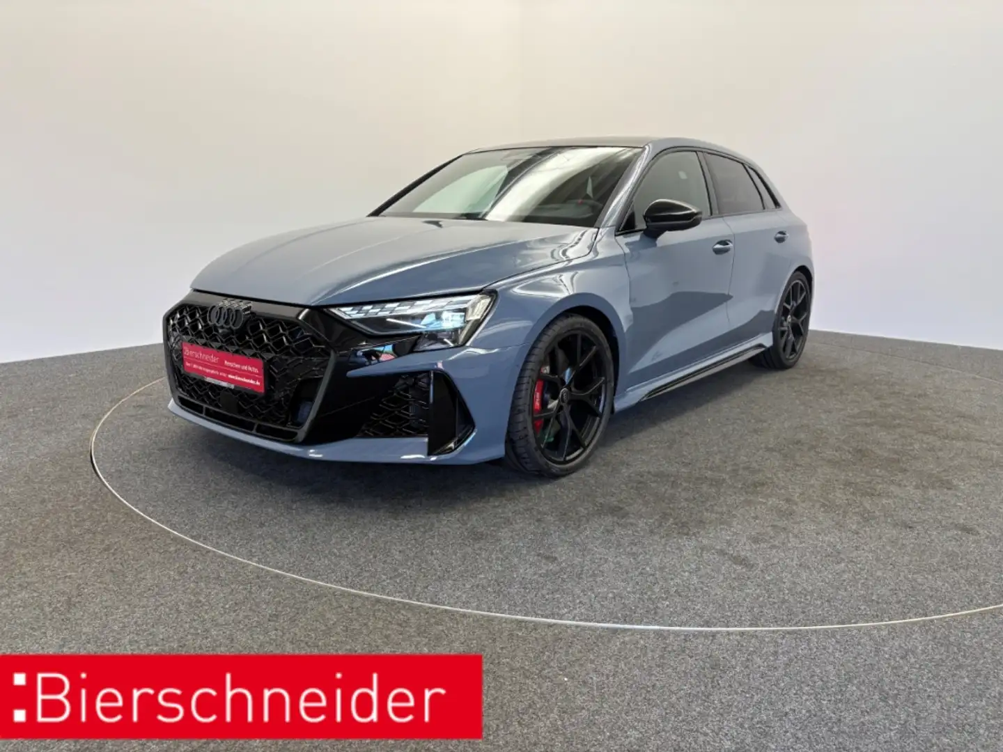 Audi RS3 Sportback GARANTIE EA8 PANO HEADUP SONOS 280KMH MA Grau - 1
