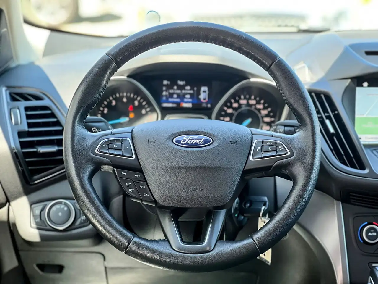 Ford Escape photo Ford Escape