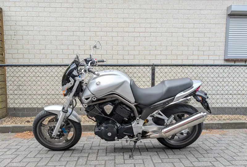 Yamaha BT 1100 Bulldog - foto 4