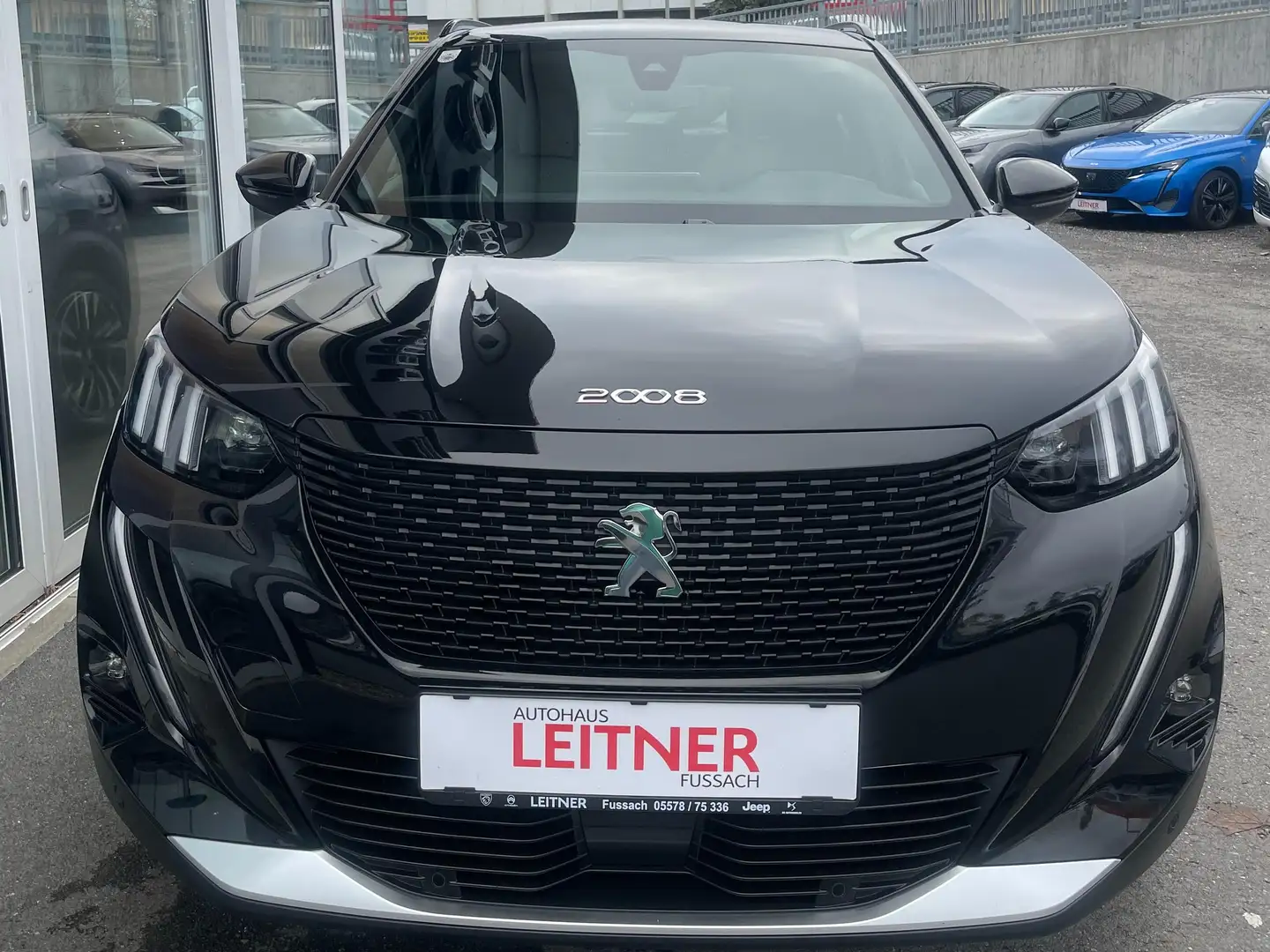 Peugeot 2008 e- GT Noir - 2