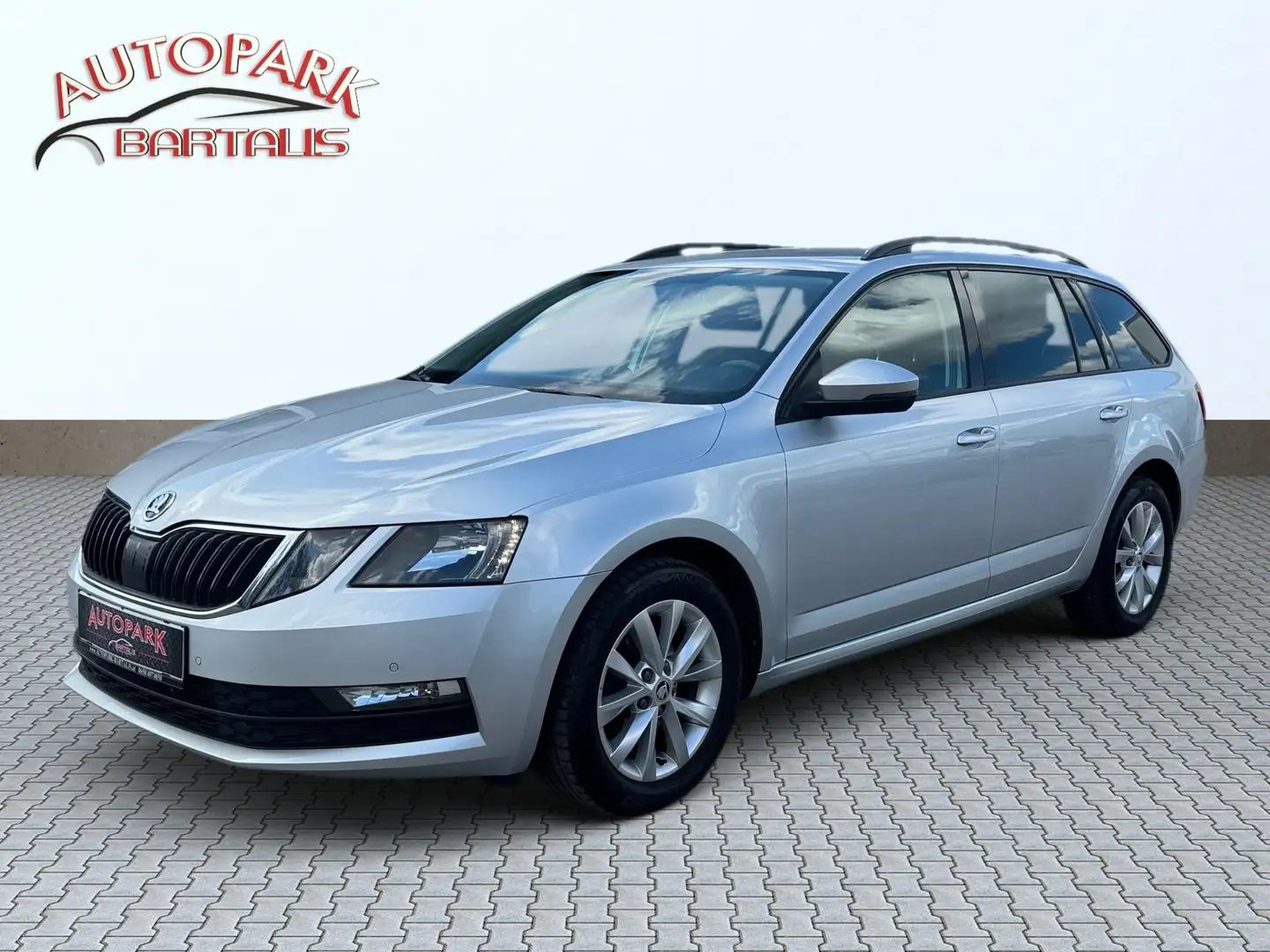 Skoda Octavia Ambition**1.BESITZ**SHZ** Silber - 1