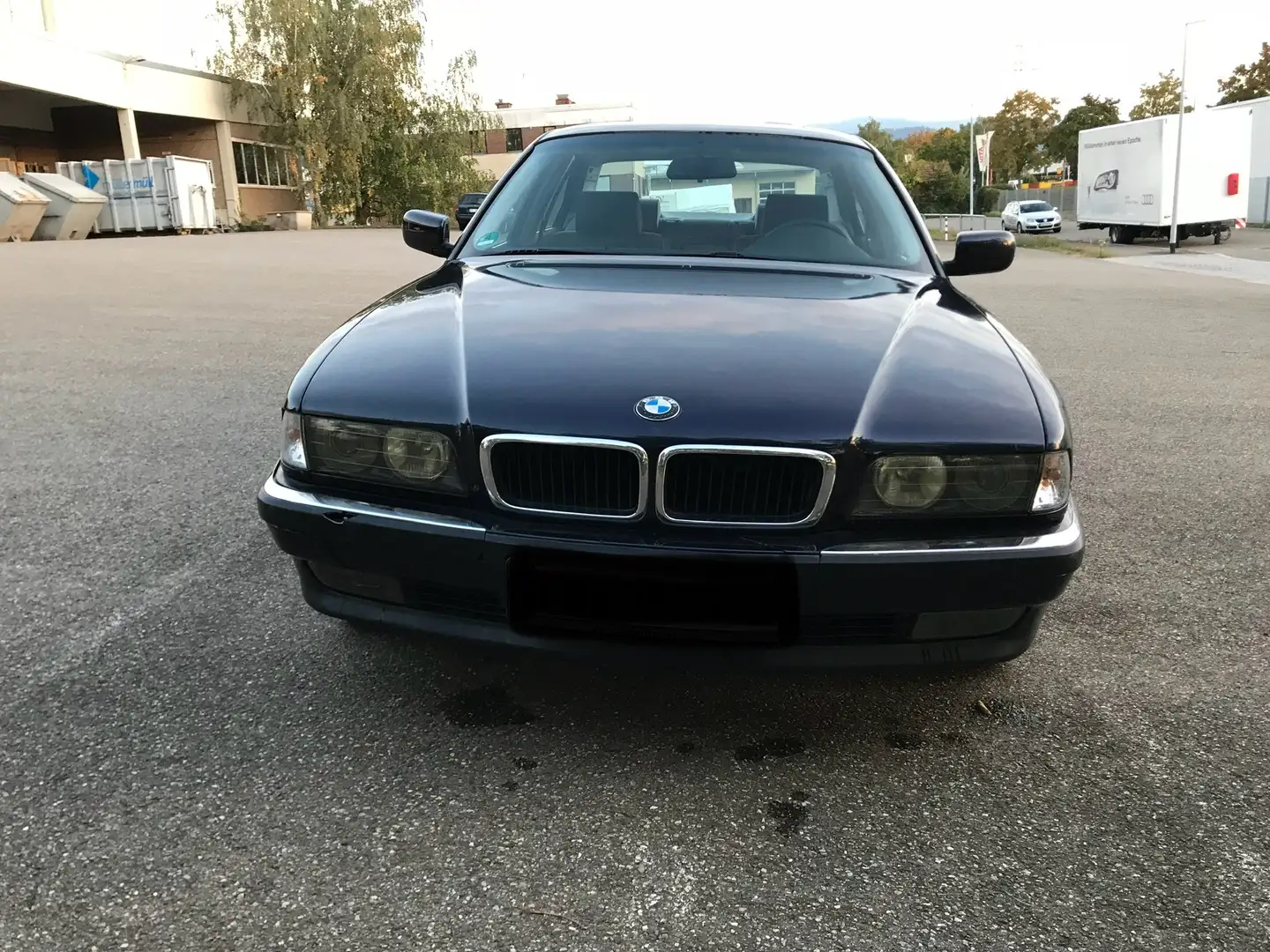 BMW 730 730i V8 - 1