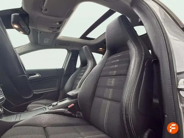 Mercedes-Benz GLA 2018, foto 19
