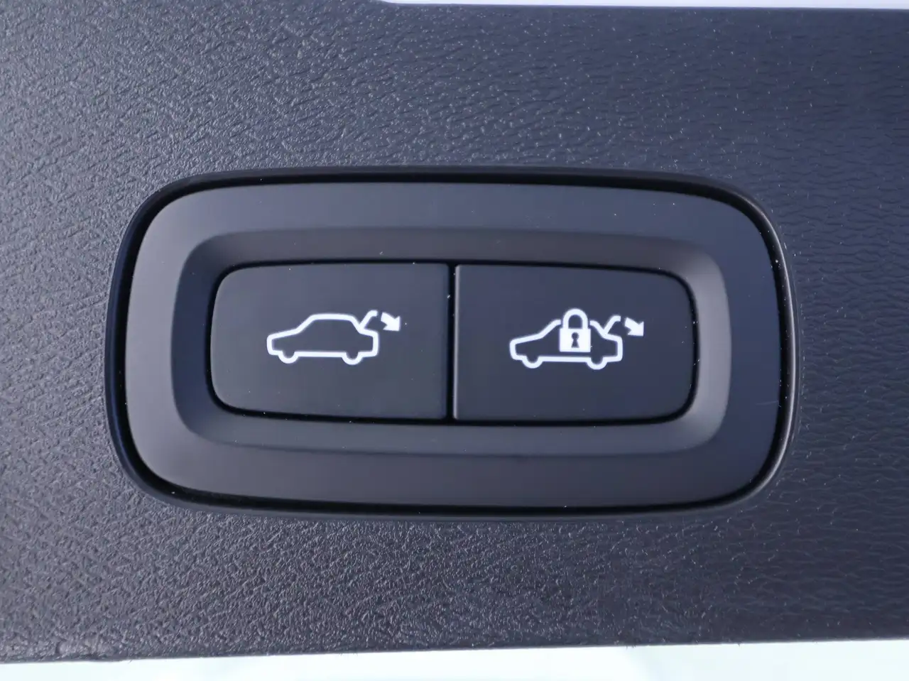 Volvo V60 — photo 39 sur 49