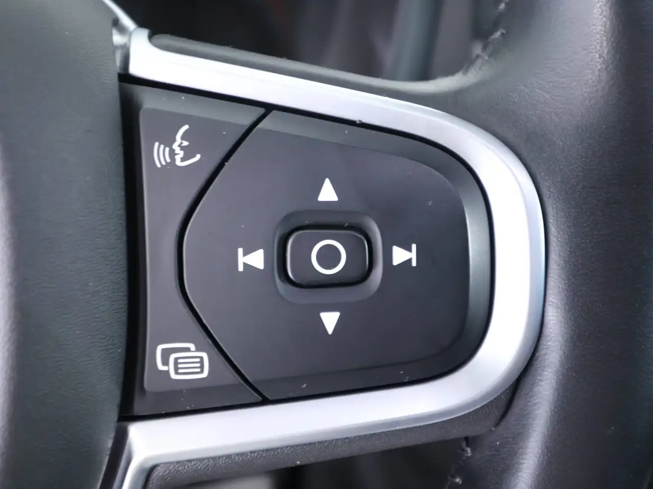 Volvo V60 — photo 21 sur 49