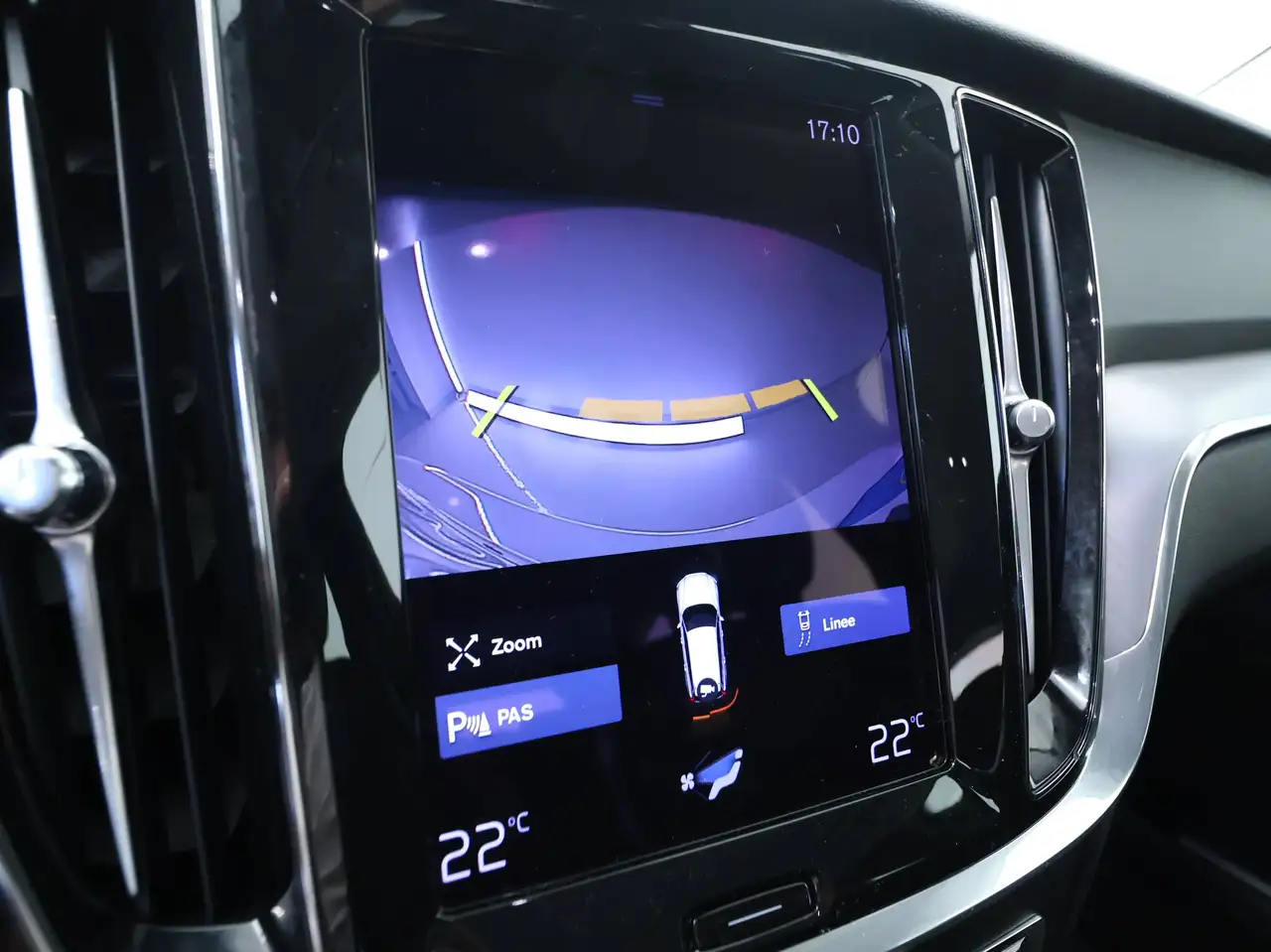 Volvo V60 — photo 32 sur 49