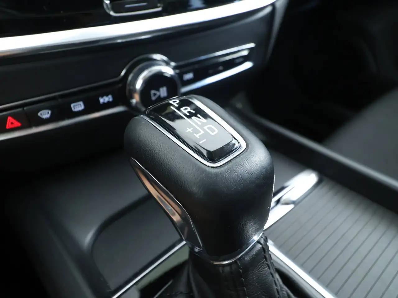 Volvo V60 — photo 34 sur 49
